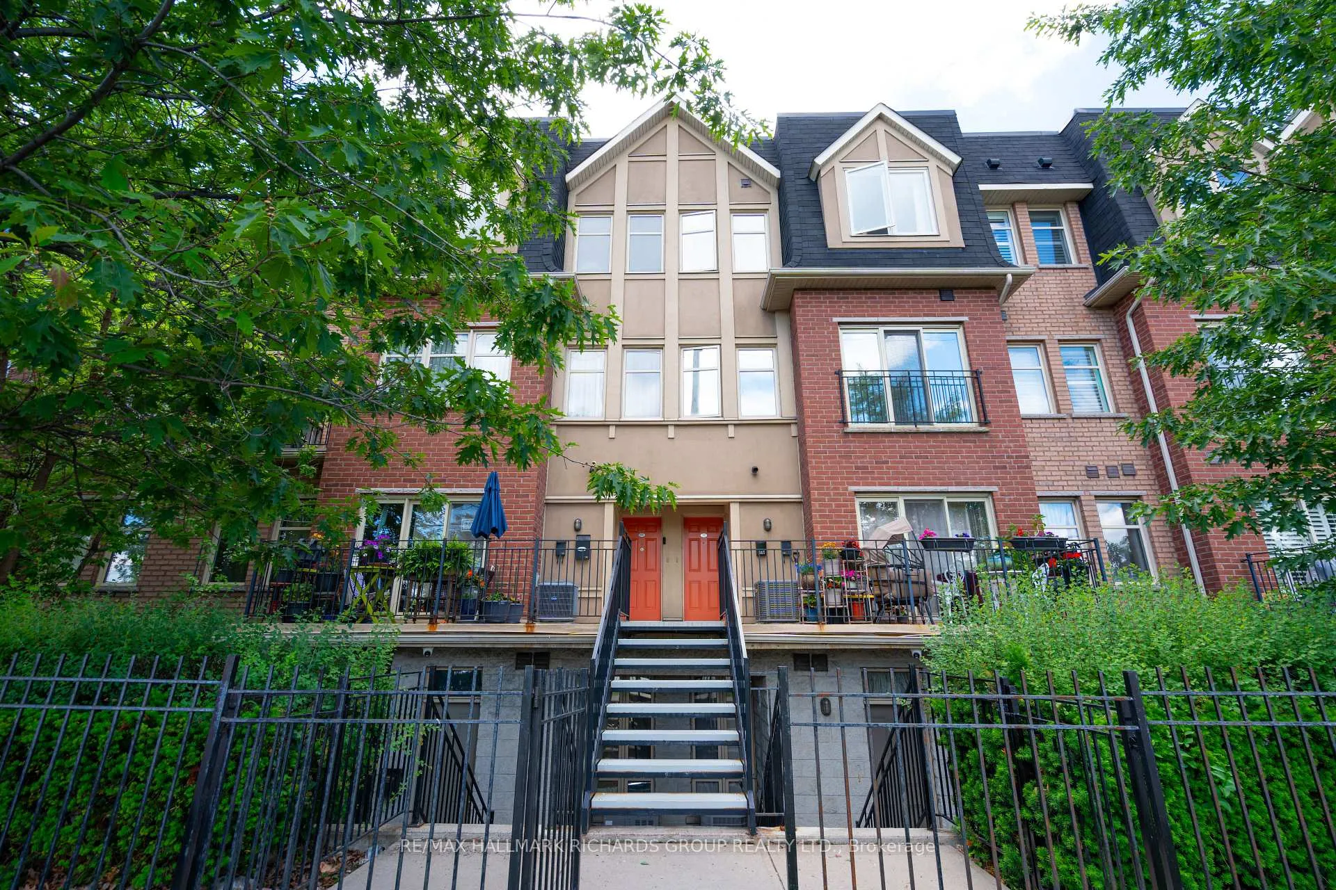 Photo of Unit 245, 1496 Victoria Park Avenue
