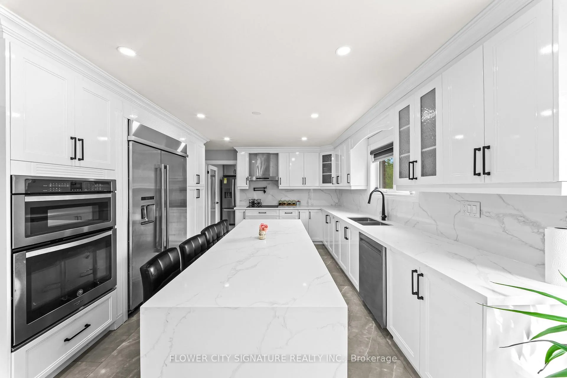 Photo 15 of 11 Damacus Drive, Mississauga, Meadowvale — HOMEH