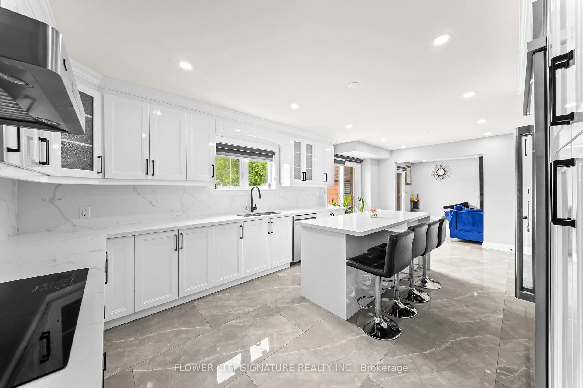 Photo 16 of 11 Damacus Drive, Mississauga, Meadowvale — HOMEH