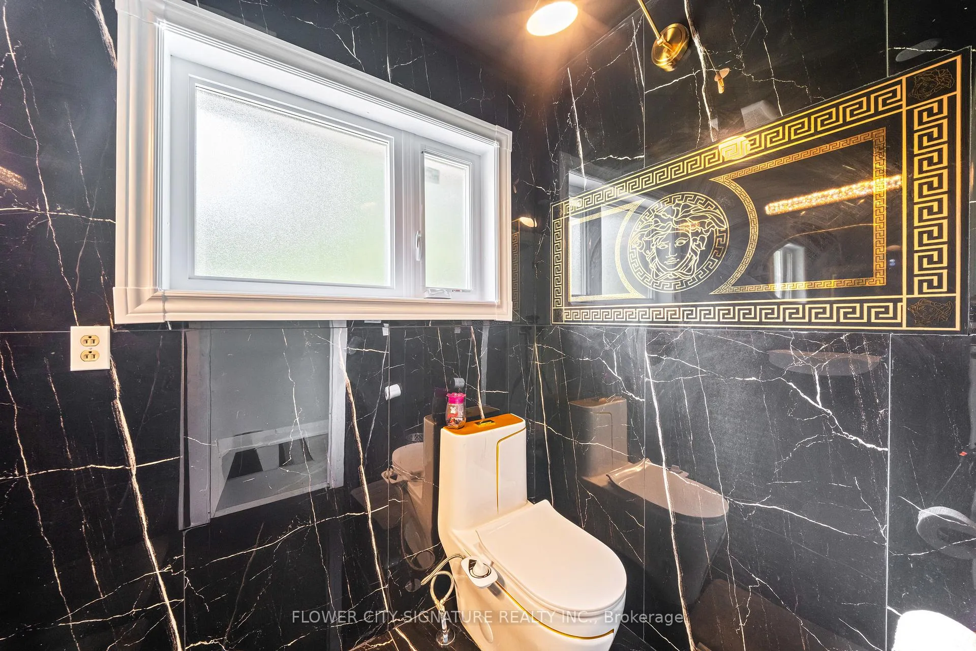 Photo 24 of 11 Damacus Drive, Mississauga, Meadowvale — HOMEH