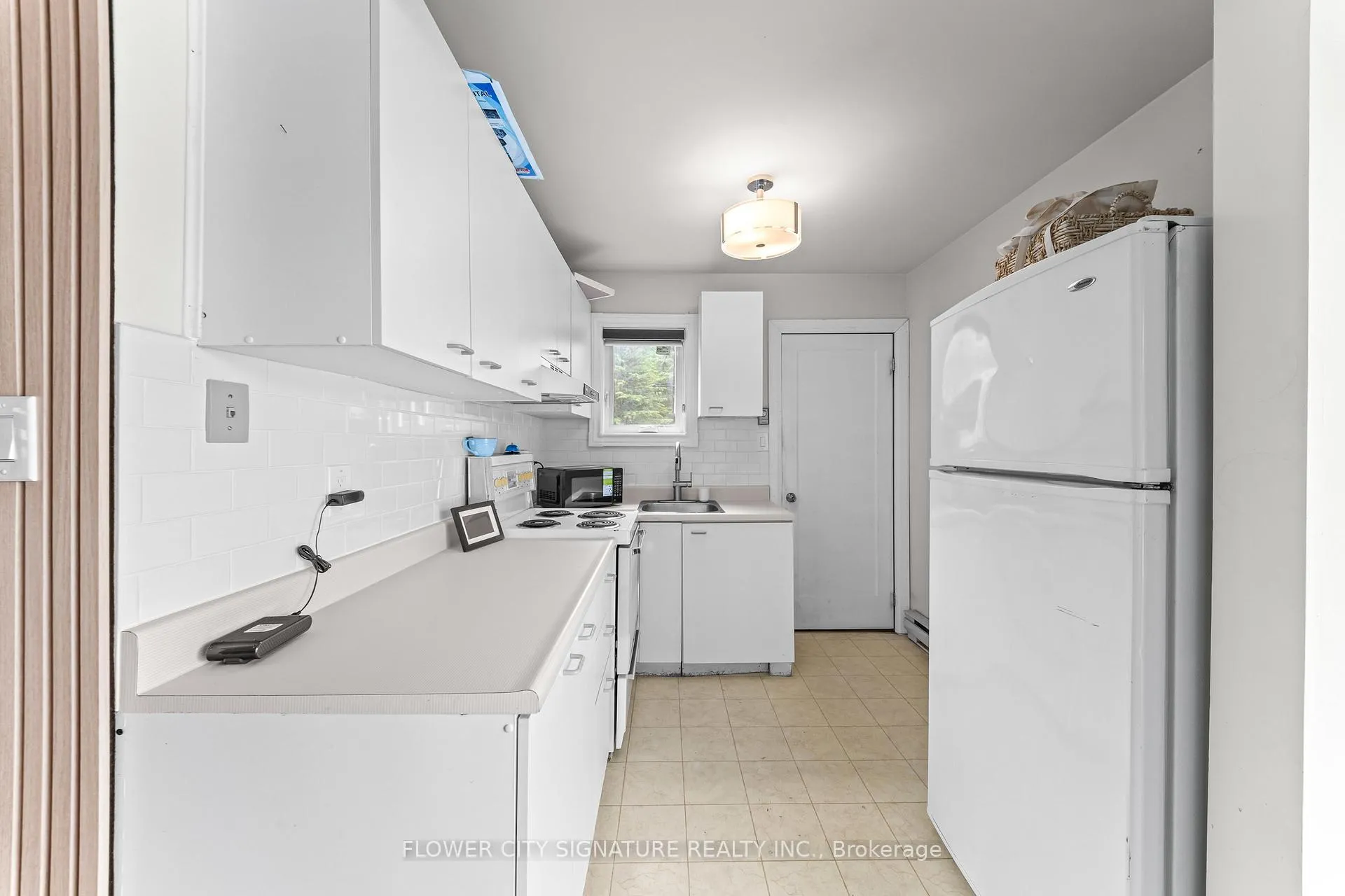 Photo 28 of 11 Damacus Drive, Mississauga, Meadowvale — HOMEH