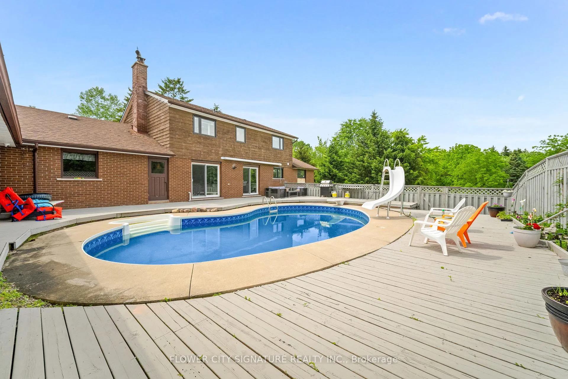 Photo 44 of 11 Damacus Drive, Mississauga, Meadowvale — HOMEH