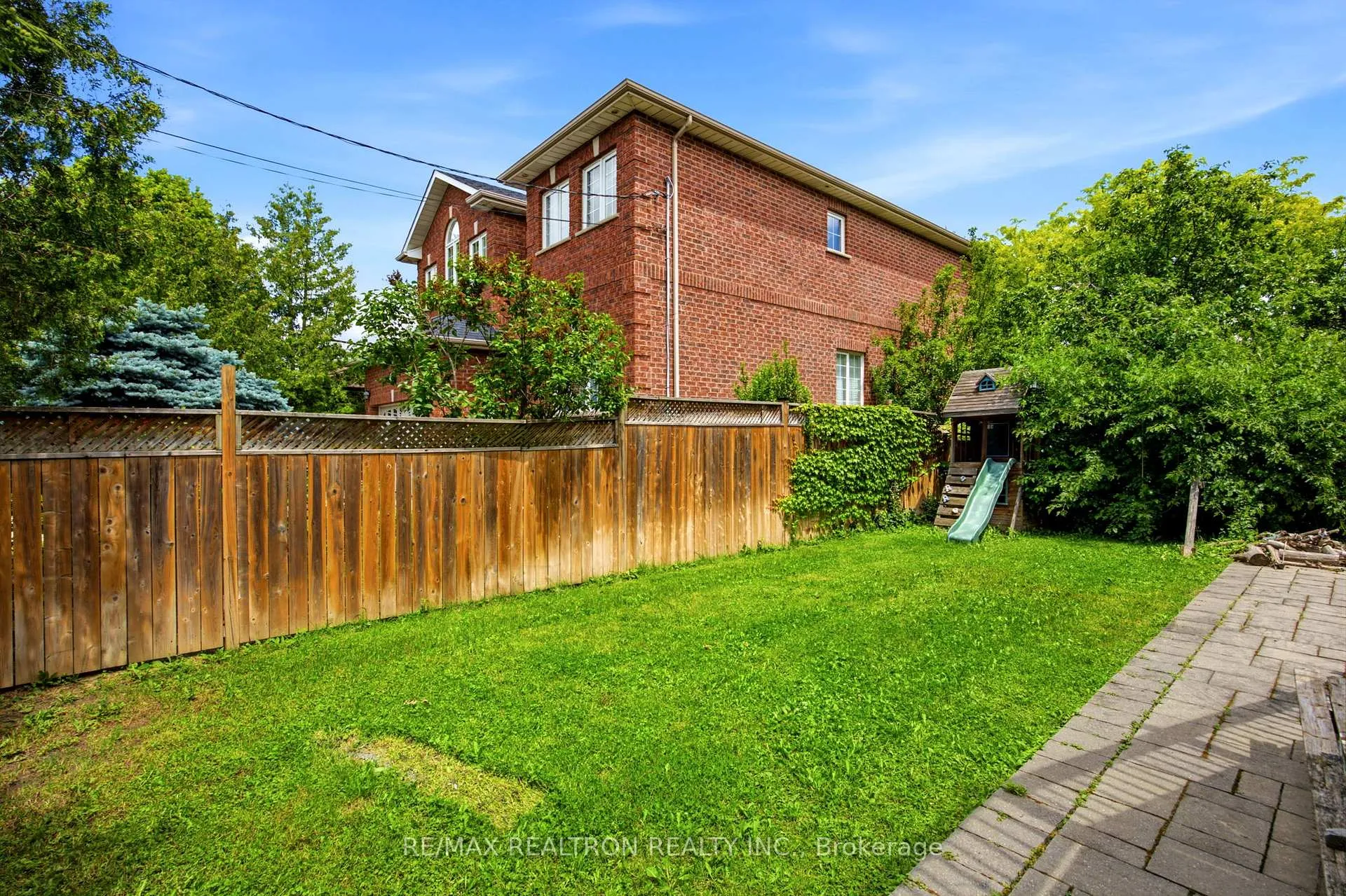 Photo 25 of 138 Almore Avenue, North York, Clanton Park — HOMEH