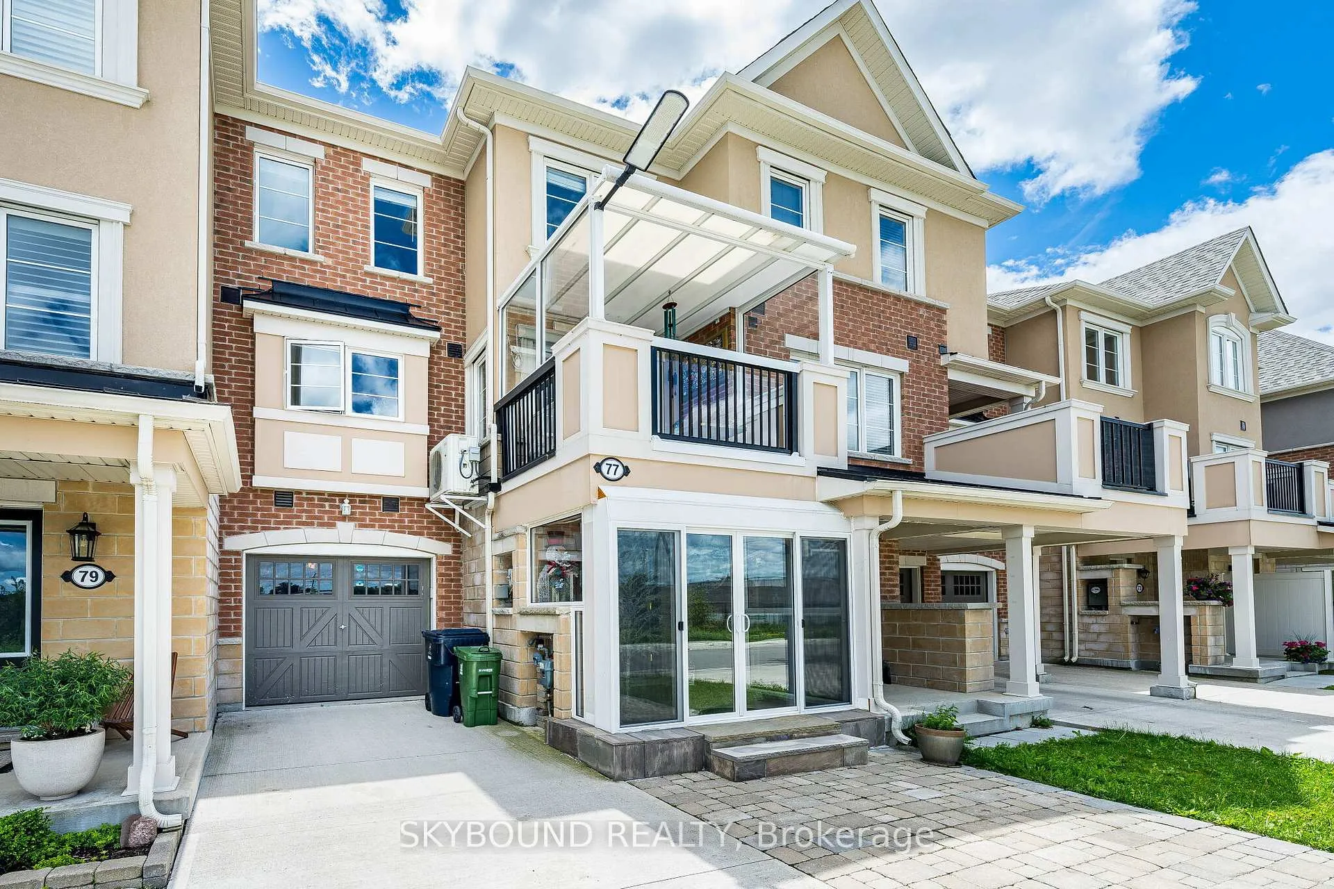 Photo 2 of 77 Cleanside Road, Scarborough, Clairlea-Birchmount — HOMEH