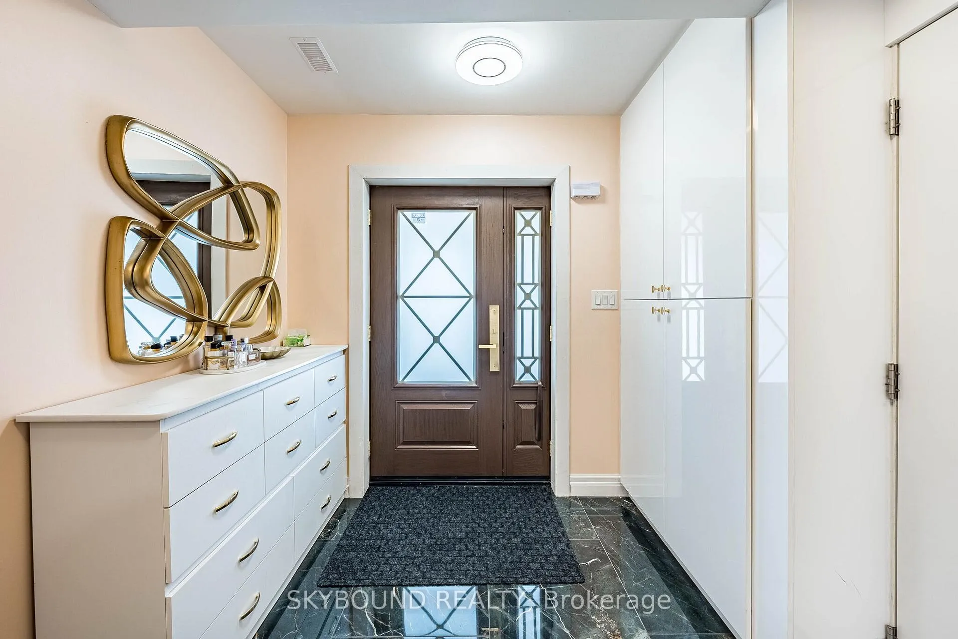 Photo 10 of 77 Cleanside Road, Scarborough, Clairlea-Birchmount — HOMEH