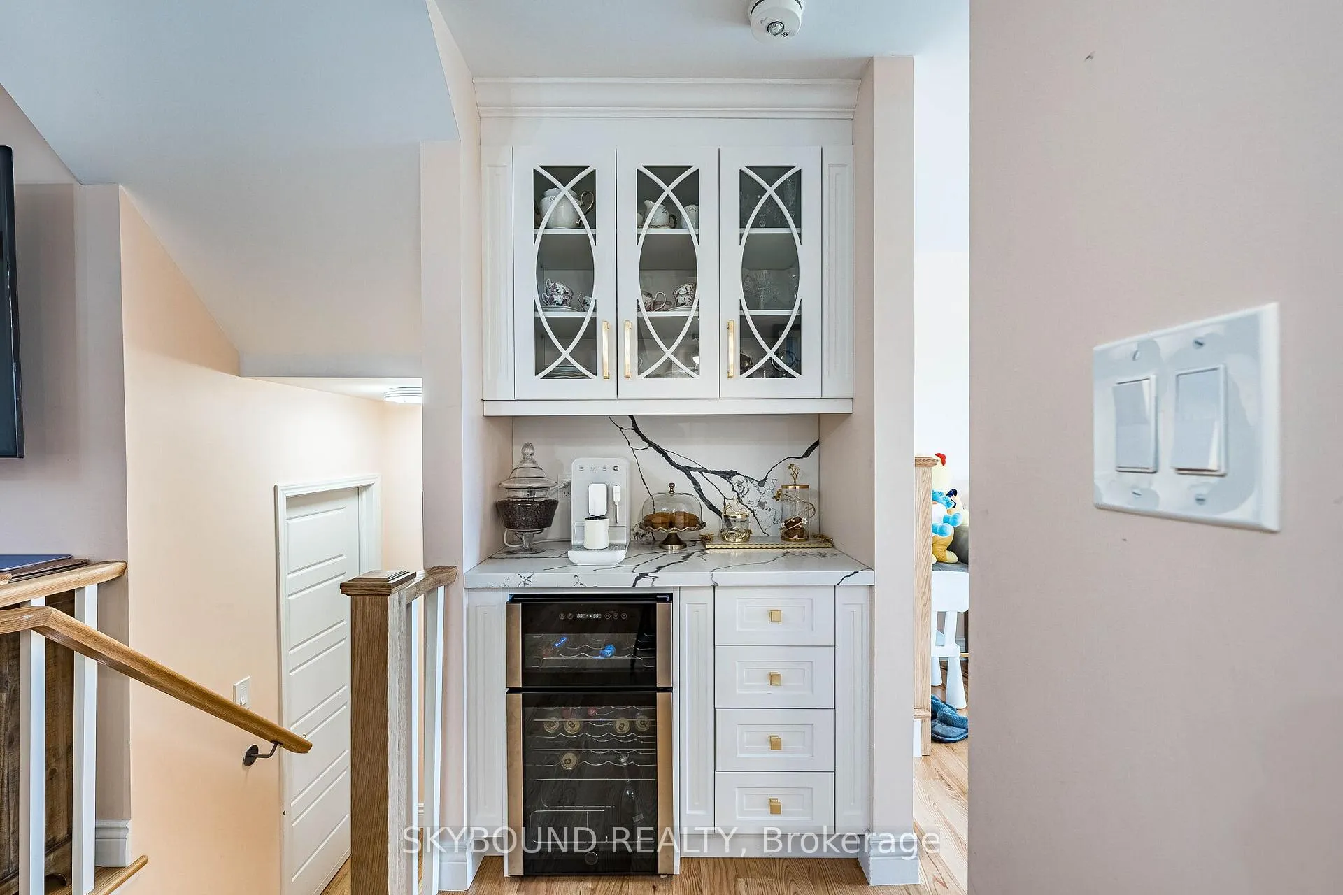 Photo 18 of 77 Cleanside Road, Scarborough, Clairlea-Birchmount — HOMEH