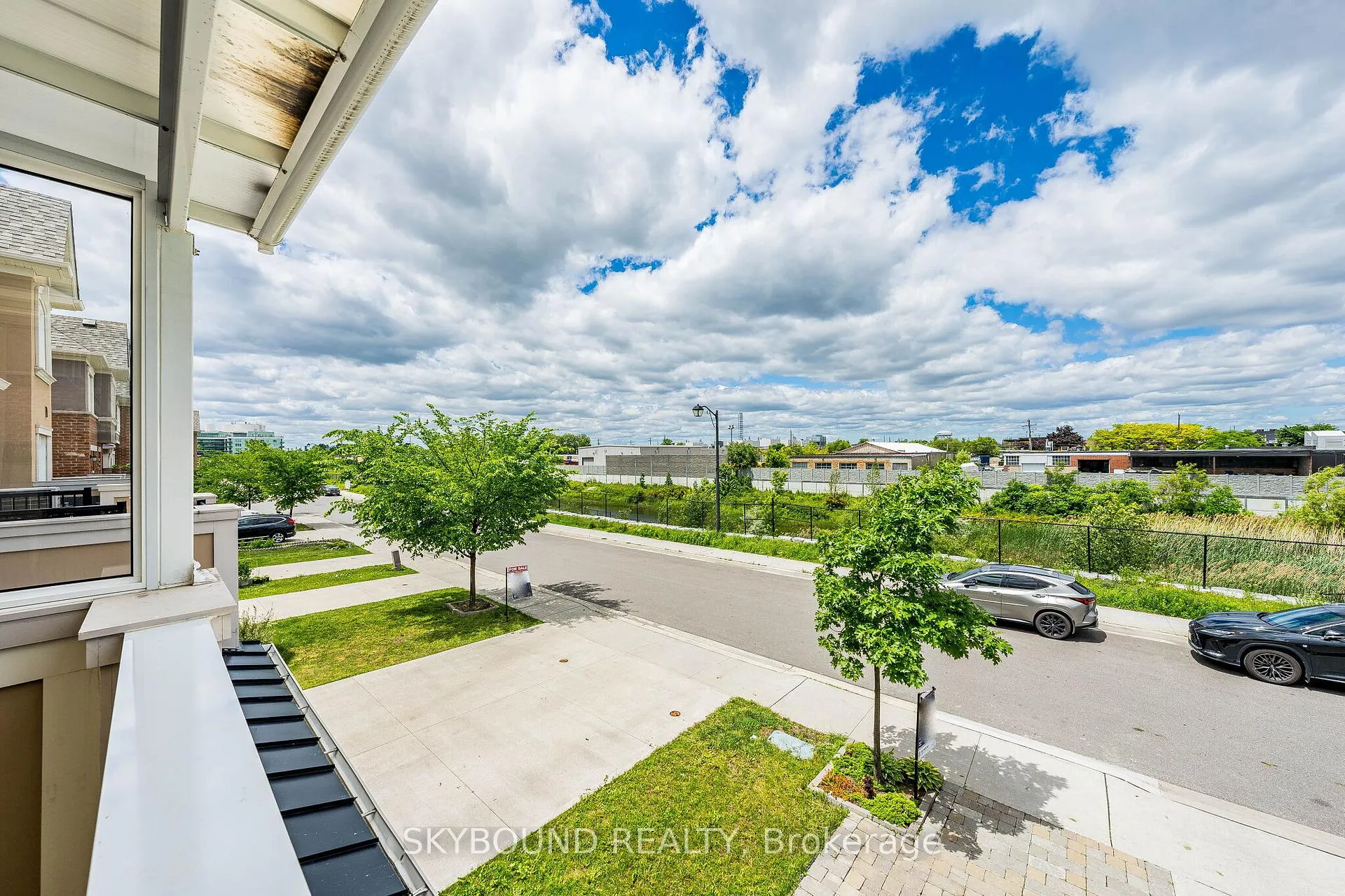 Photo 49 of 77 Cleanside Road, Scarborough, Clairlea-Birchmount — HOMEH