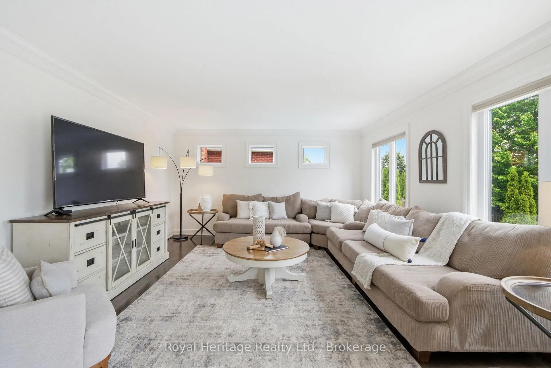 Photo 13 of 1510 Spencely Court, Oshawa, Taunton — HOMEH