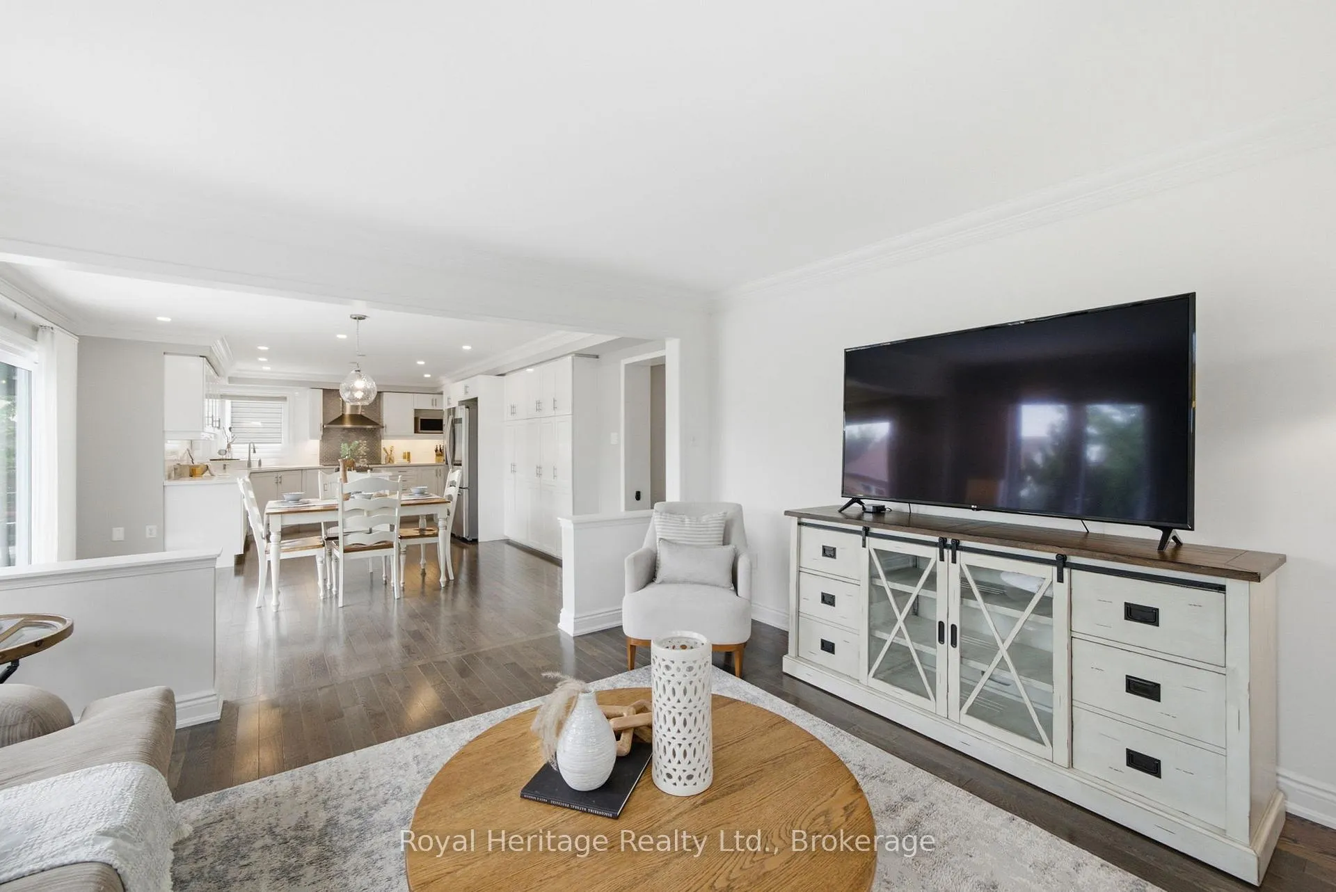 Photo 14 of 1510 Spencely Court, Oshawa, Taunton — HOMEH