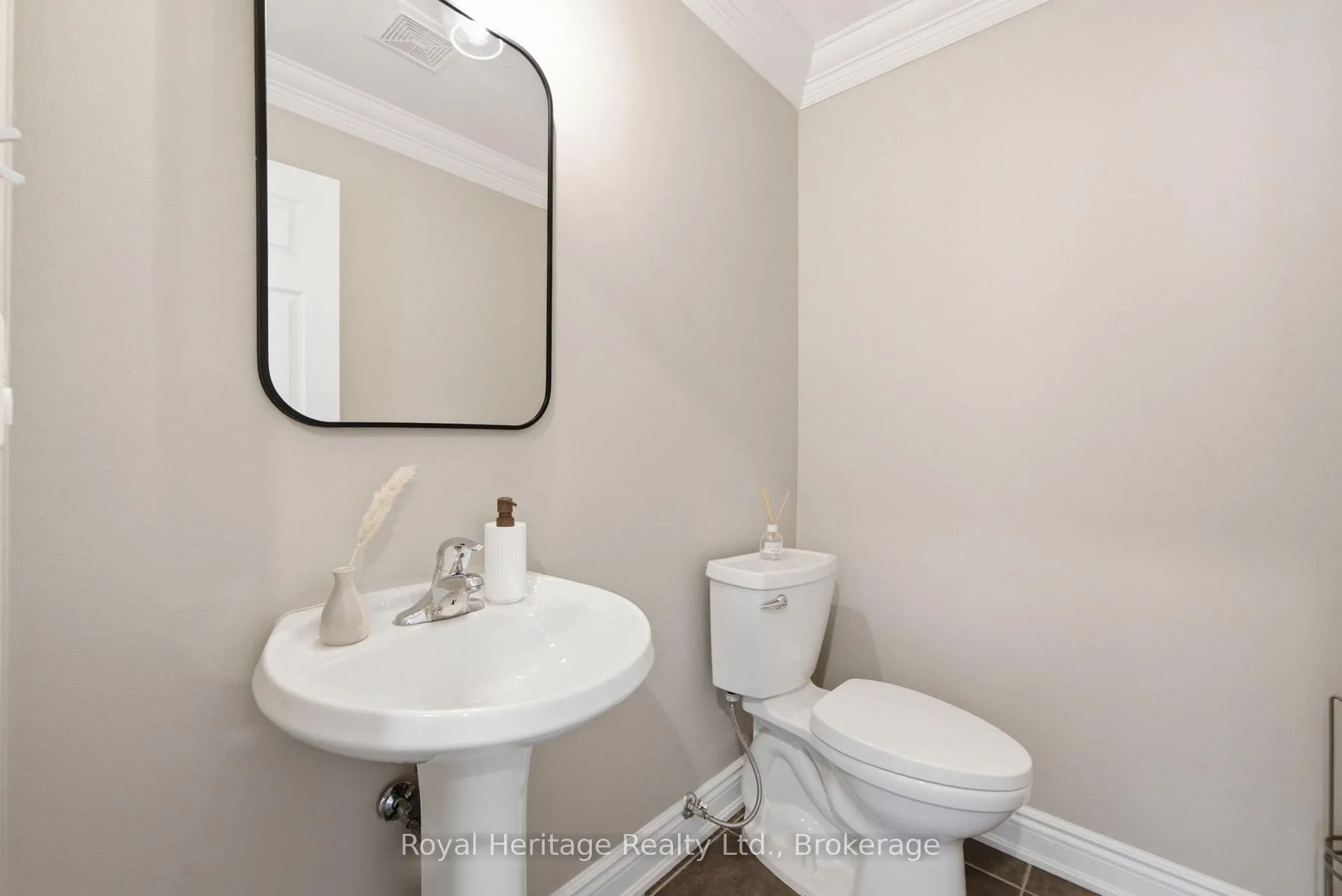 Photo 45 of 1510 Spencely Court, Oshawa, Taunton — HOMEH