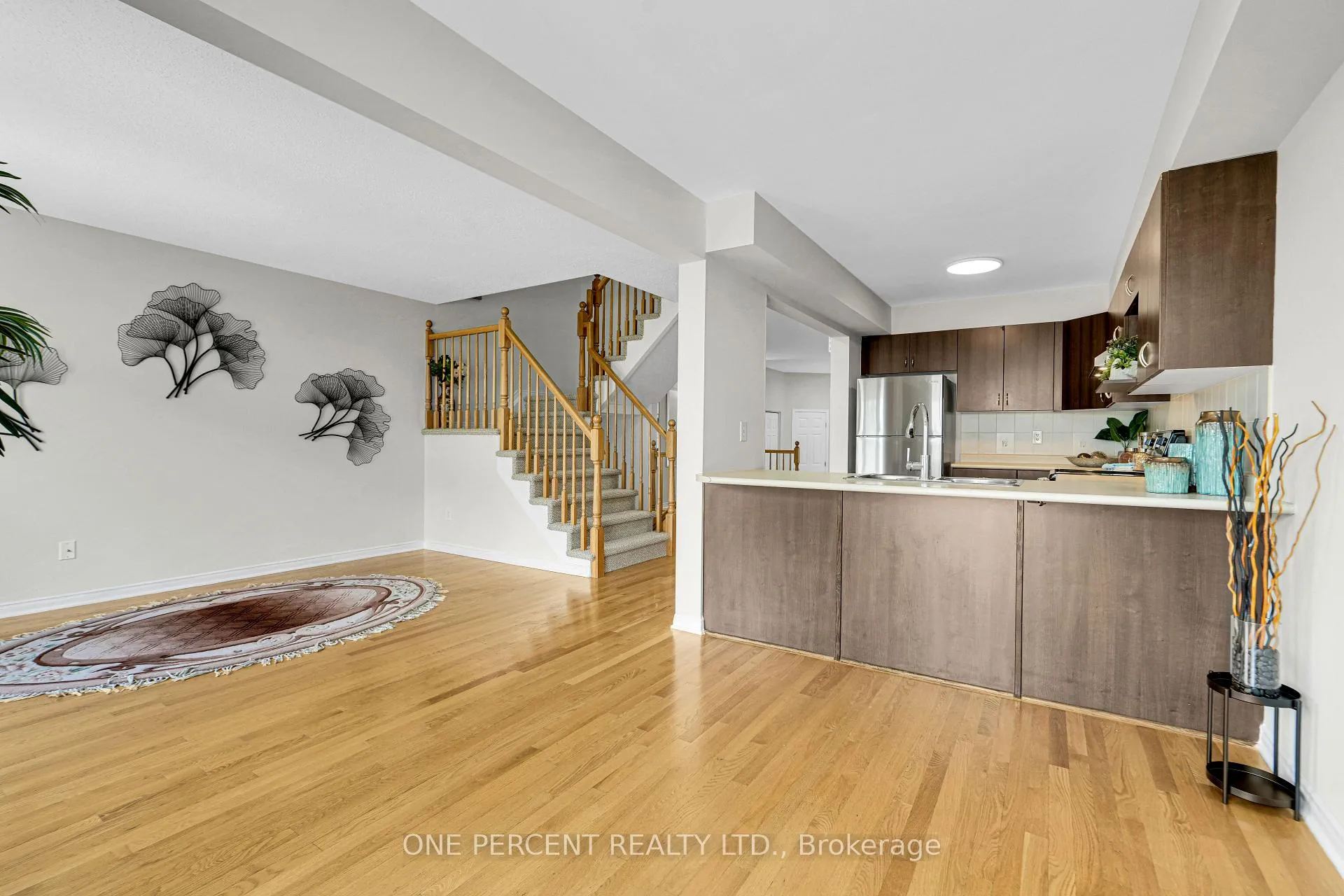 Photo 14 of 236 Arrita Street, Ottawa, Kanata - Emerald Meadows/Trailwest — HOMEH