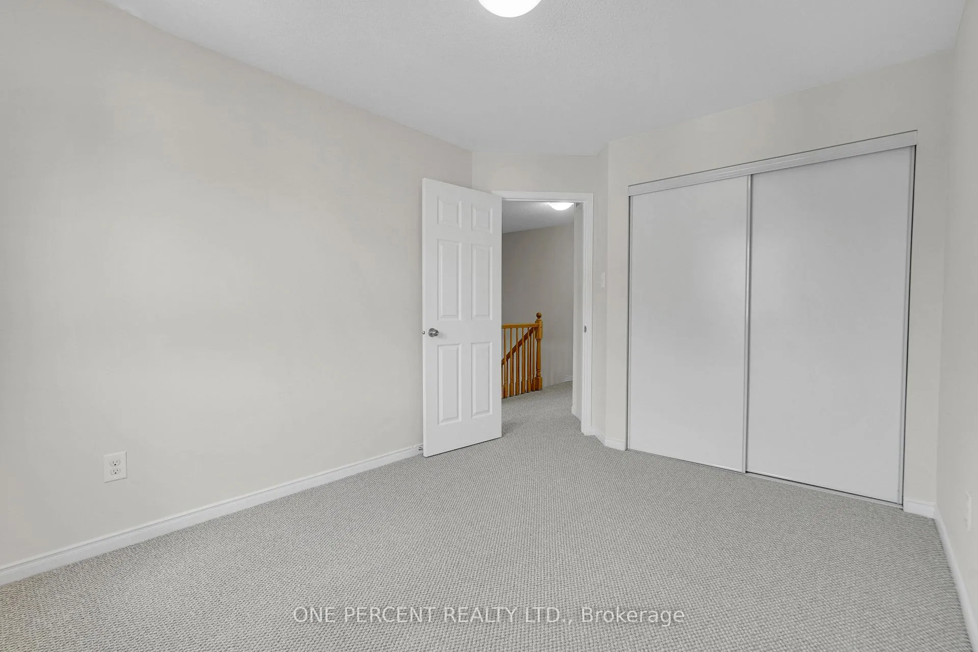 Photo 24 of 236 Arrita Street, Ottawa, Kanata - Emerald Meadows/Trailwest — HOMEH