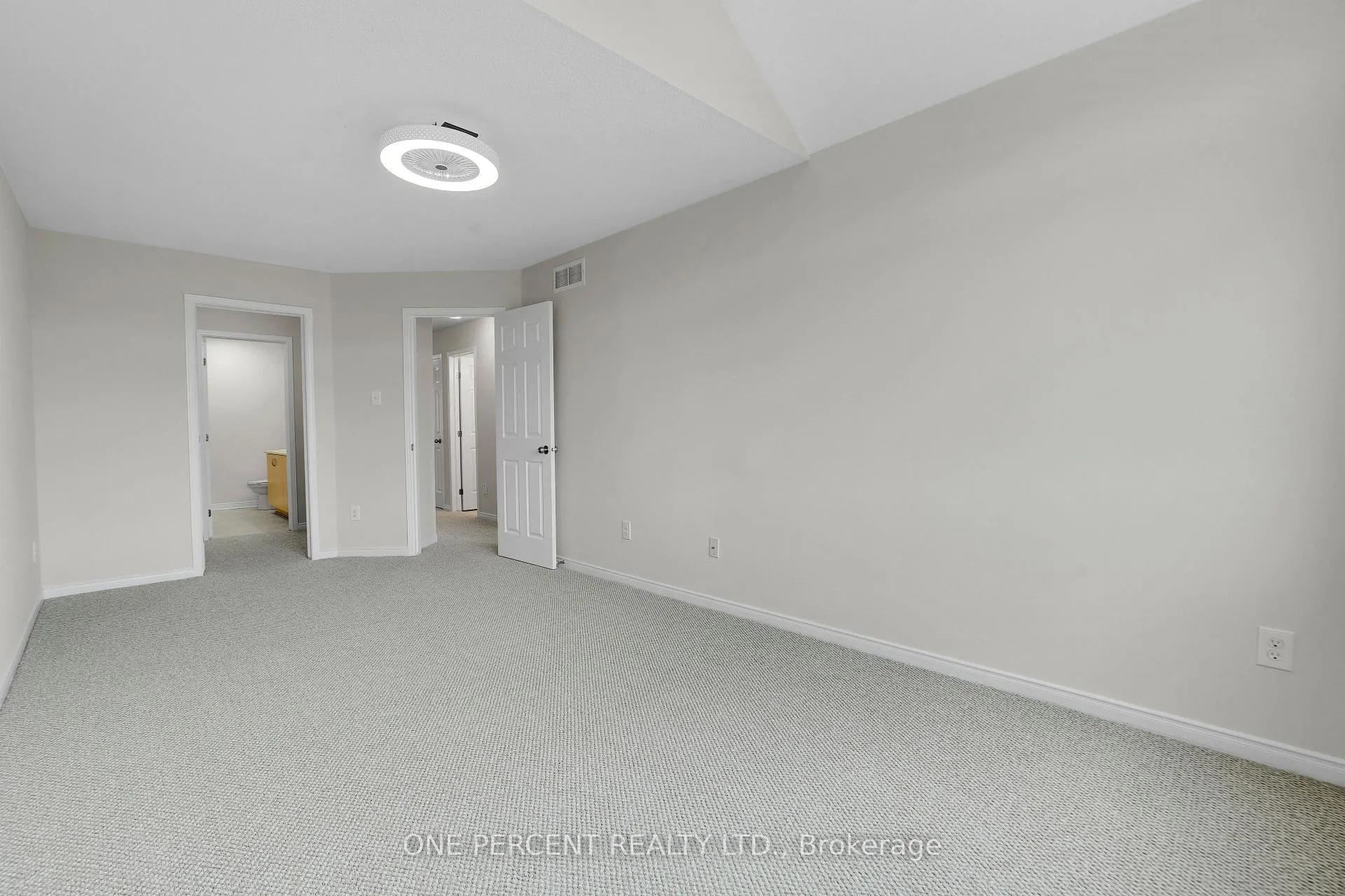 Photo 26 of 236 Arrita Street, Ottawa, Kanata - Emerald Meadows/Trailwest — HOMEH