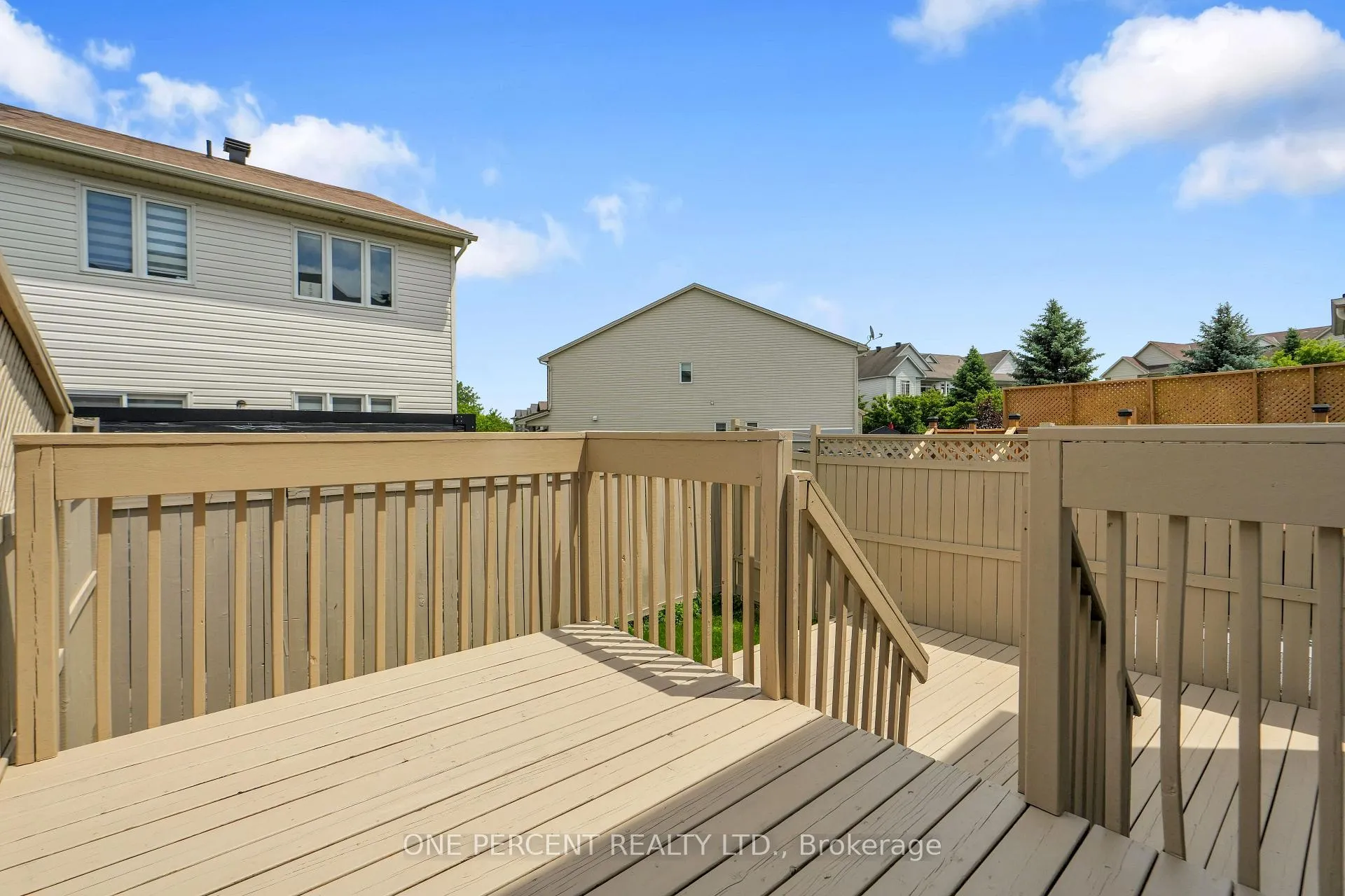 Photo 35 of 236 Arrita Street, Ottawa, Kanata - Emerald Meadows/Trailwest — HOMEH