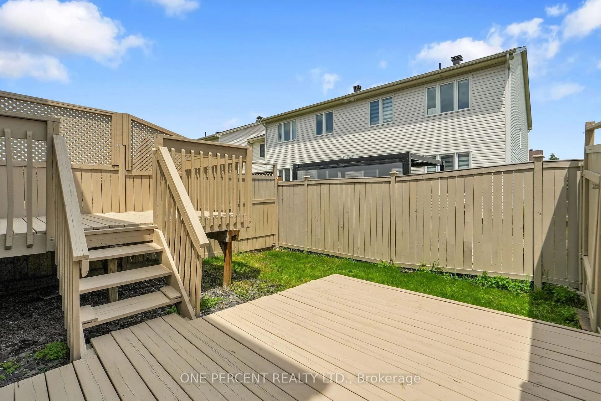 Photo 37 of 236 Arrita Street, Ottawa, Kanata - Emerald Meadows/Trailwest — HOMEH