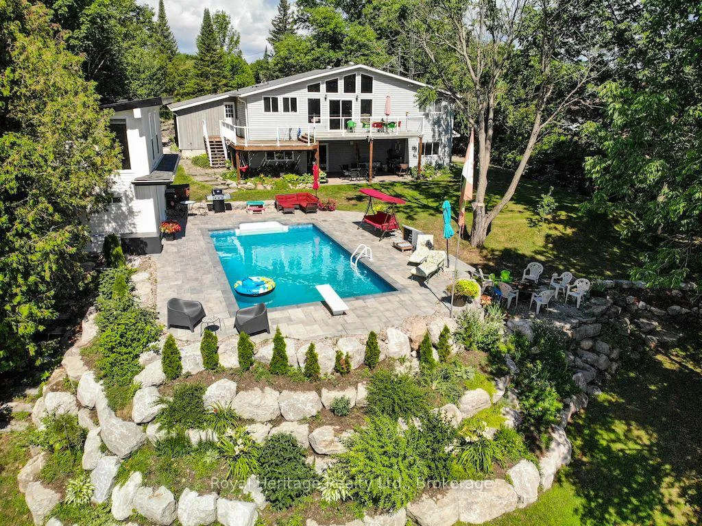 Photo 3 of 202 Sumcot Drive, Trent Lakes — HOMEH