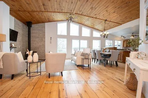 Photo 13 of 202 Sumcot Drive, Trent Lakes — HOMEH