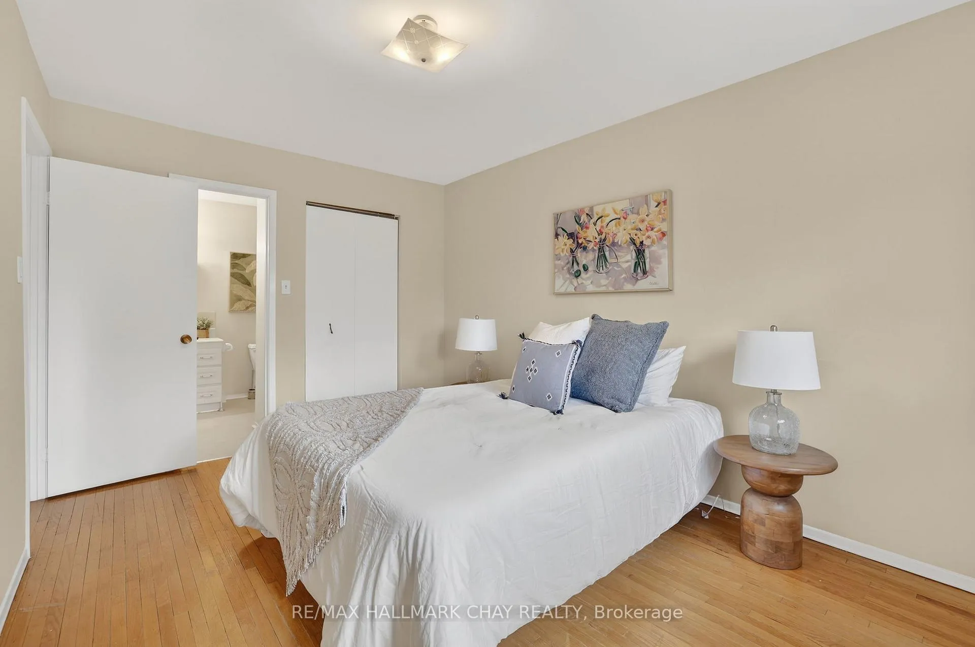 Photo 11 of 368 Lara Woods, Mississauga, Mississauga Valleys — HOMEH