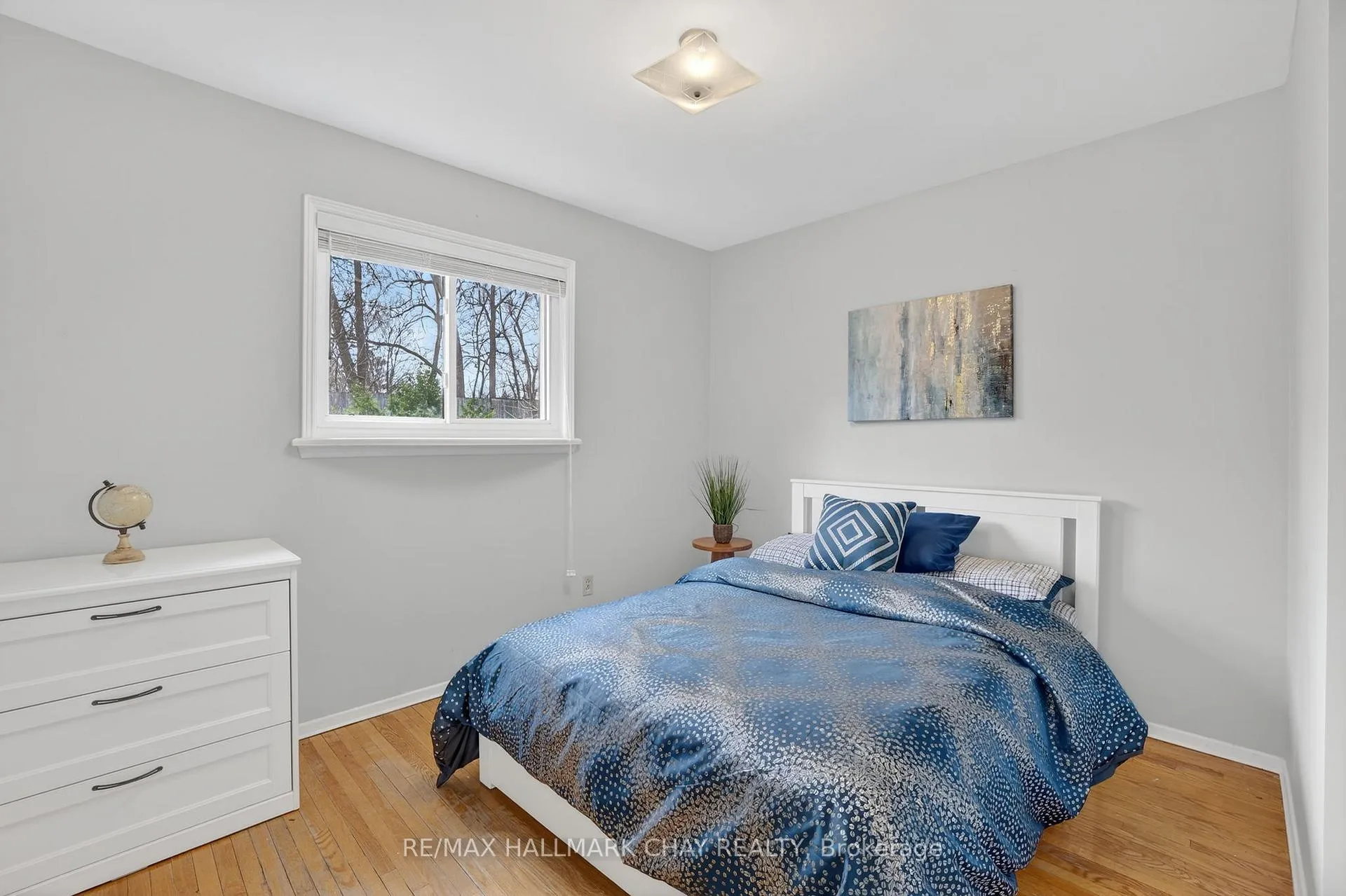 Photo 12 of 368 Lara Woods, Mississauga, Mississauga Valleys — HOMEH