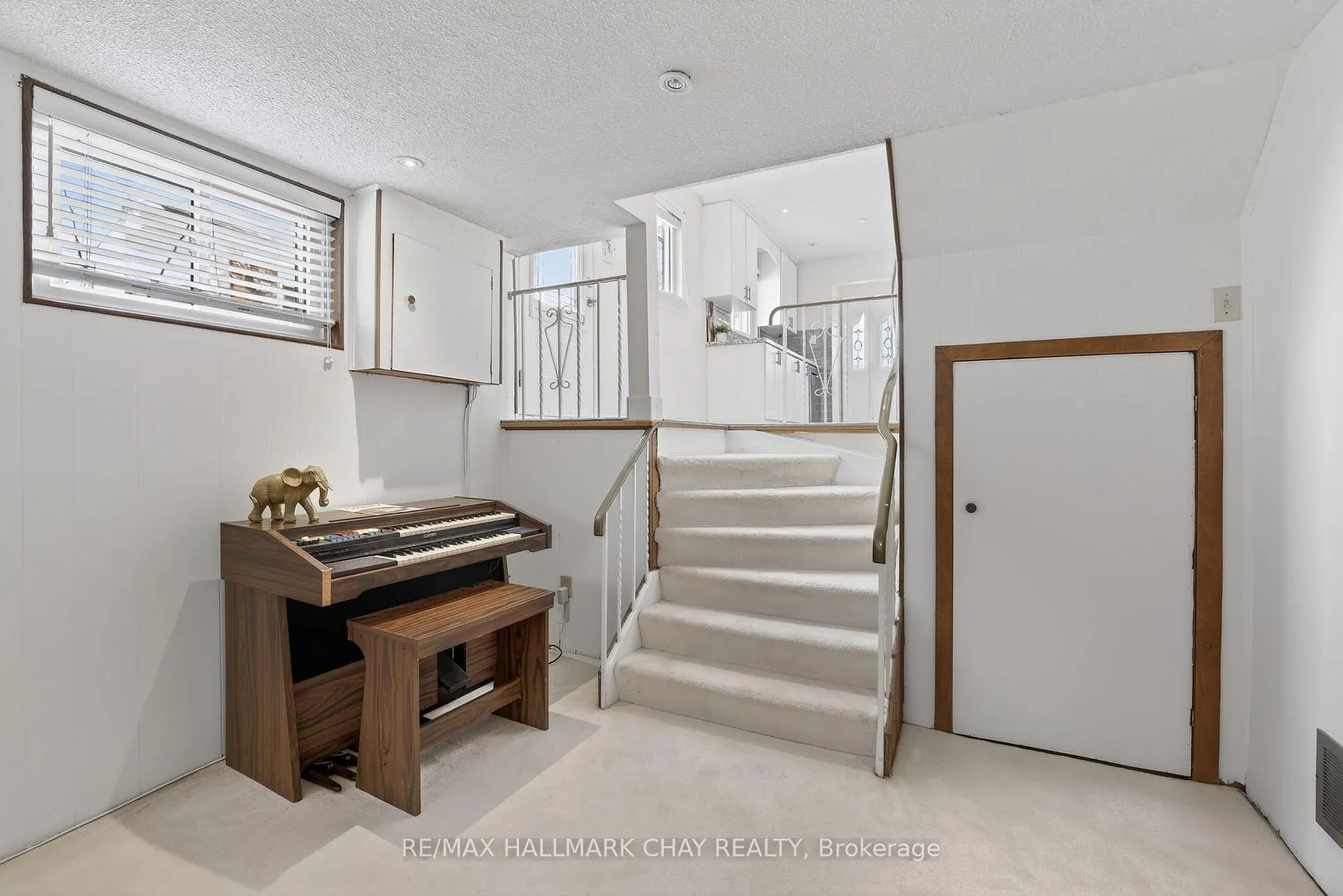 Photo 17 of 368 Lara Woods, Mississauga, Mississauga Valleys — HOMEH