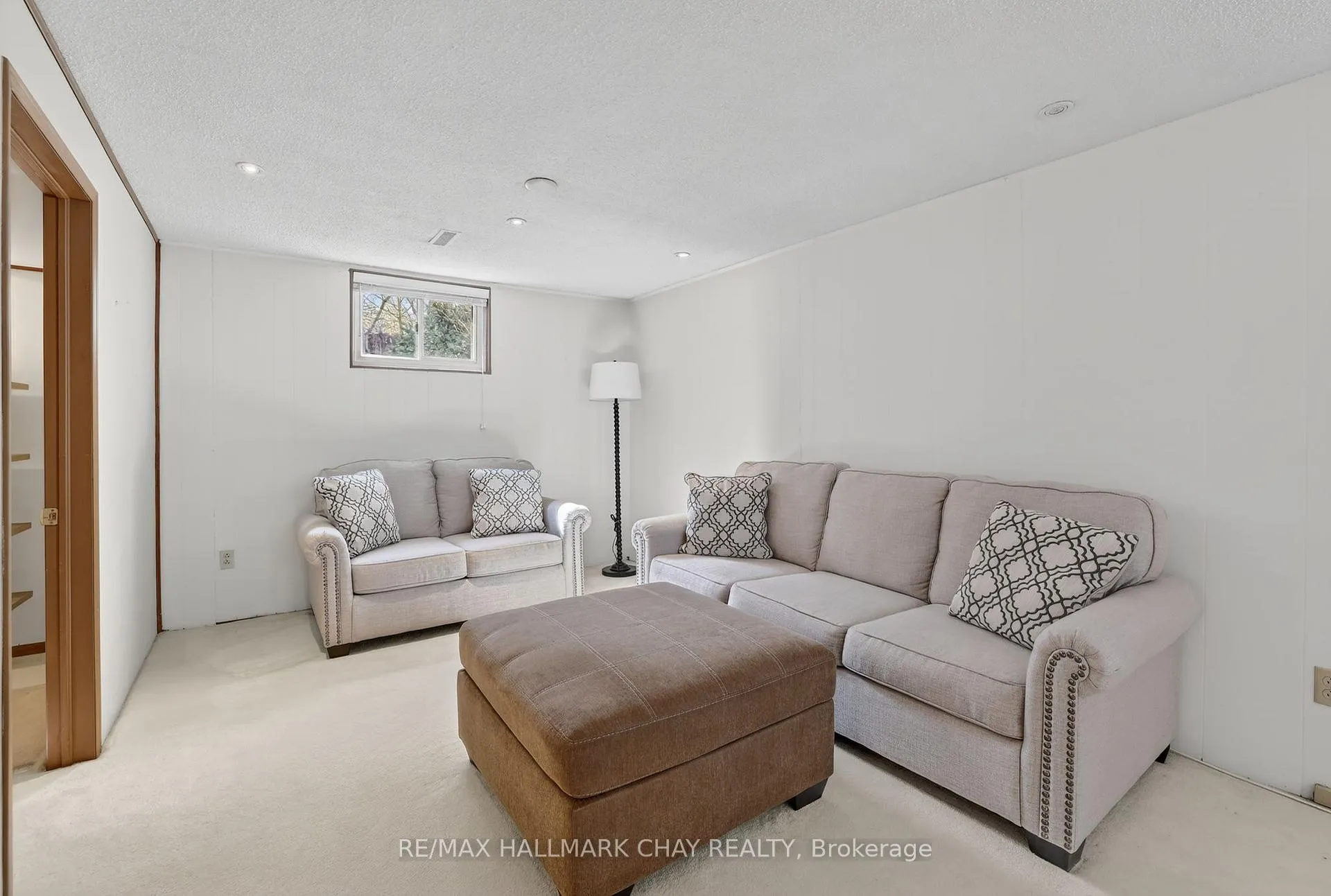 Photo 18 of 368 Lara Woods, Mississauga, Mississauga Valleys — HOMEH
