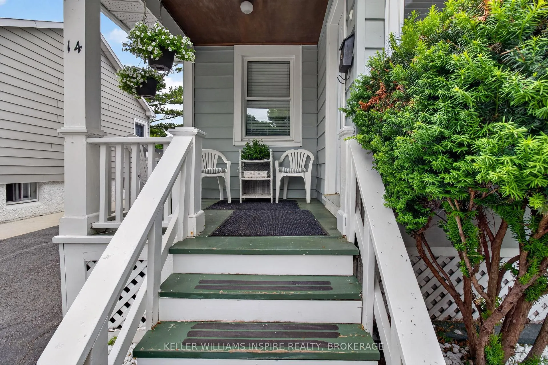 Photo 18 of 14 Fifth Avenue, Kingston, East of Sir John A. Blvd — HOMEH