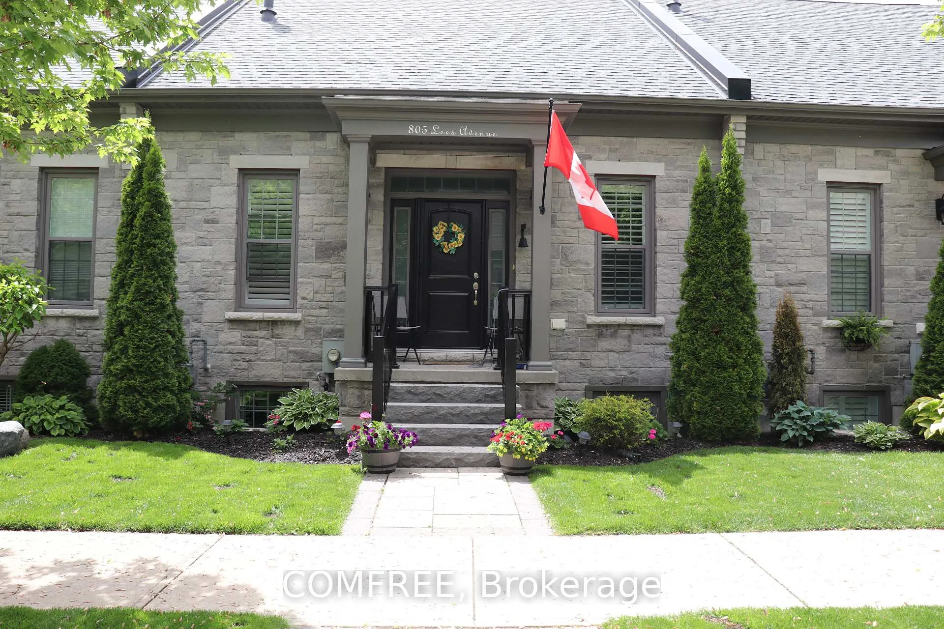 Photo of 805 Lees Avenue