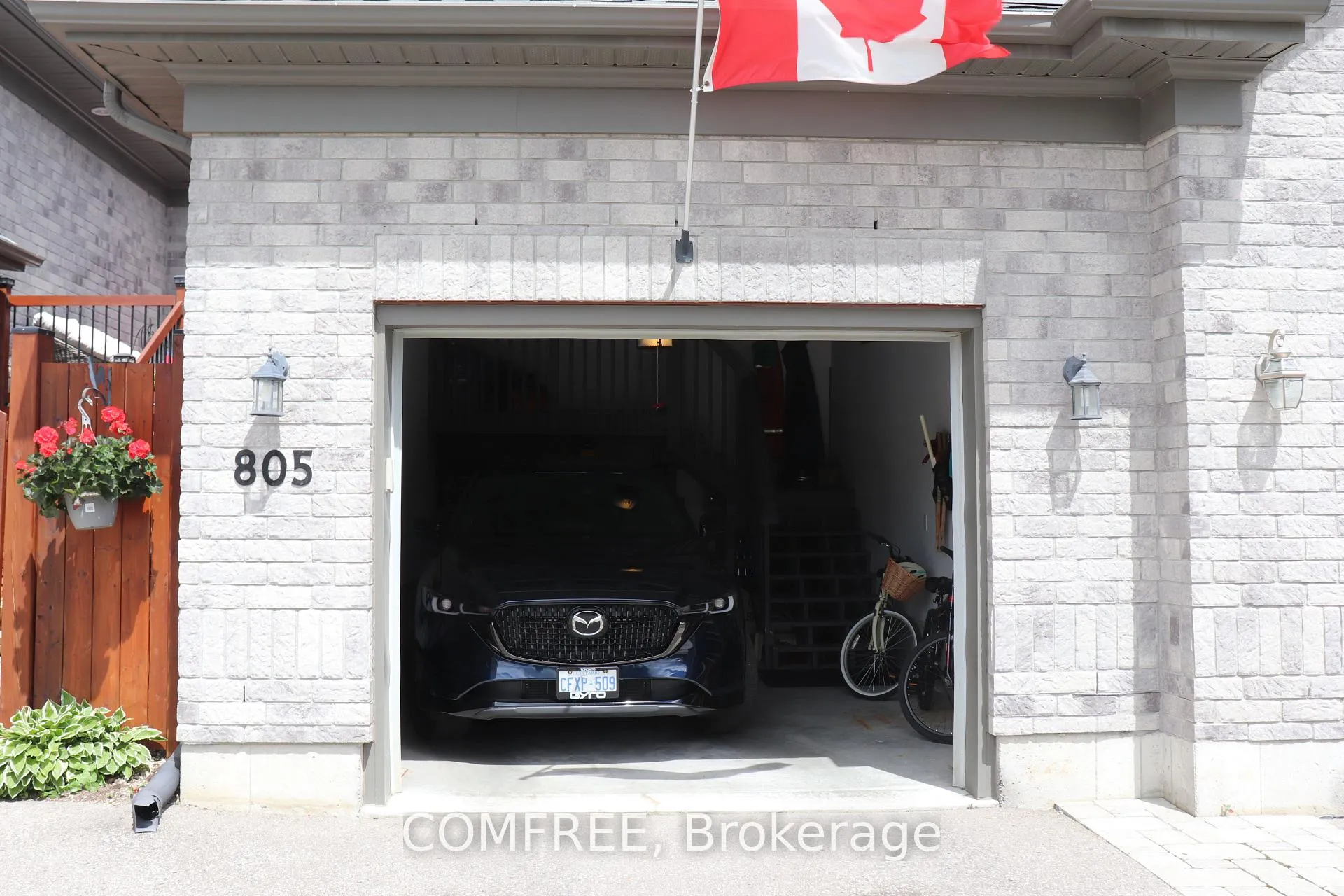 Photo 3 of 805 Lees Avenue, Cobourg — HOMEH