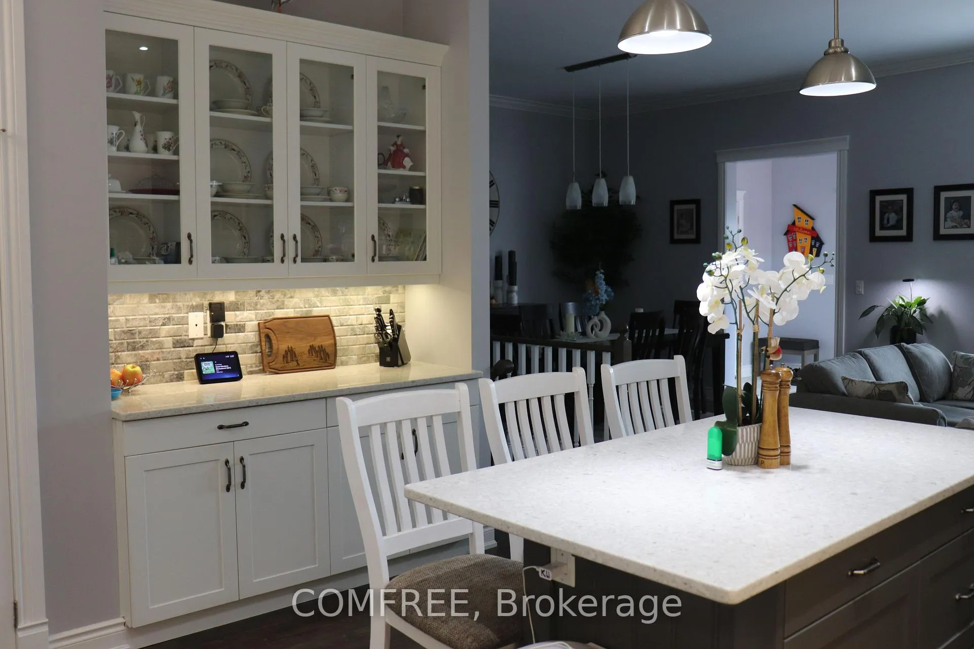 Photo 19 of 805 Lees Avenue, Cobourg — HOMEH