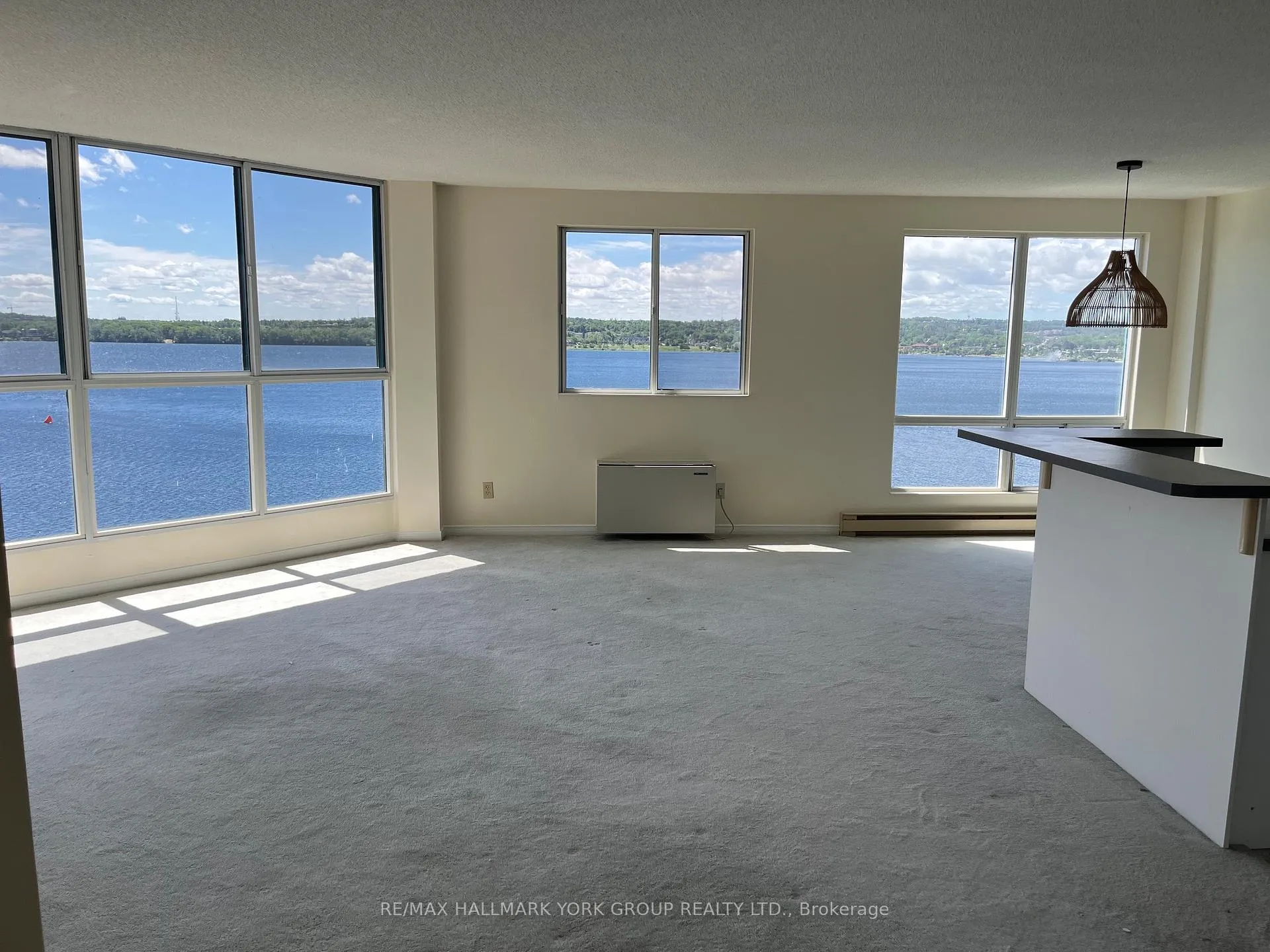 Photo 3 of Unit 703, 215 Dunlop Street E, Barrie, Lakeshore — HOMEH