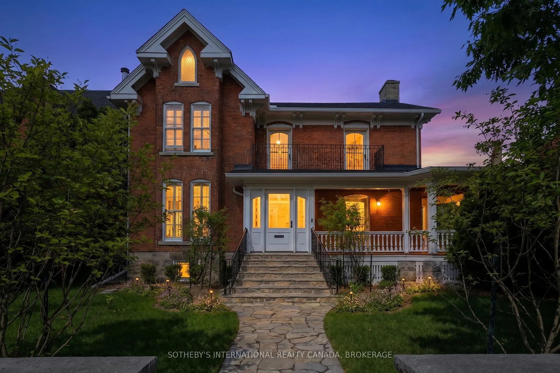 Photo 2 of 40 Church Street, Gananoque, Gananoque — HOMEH