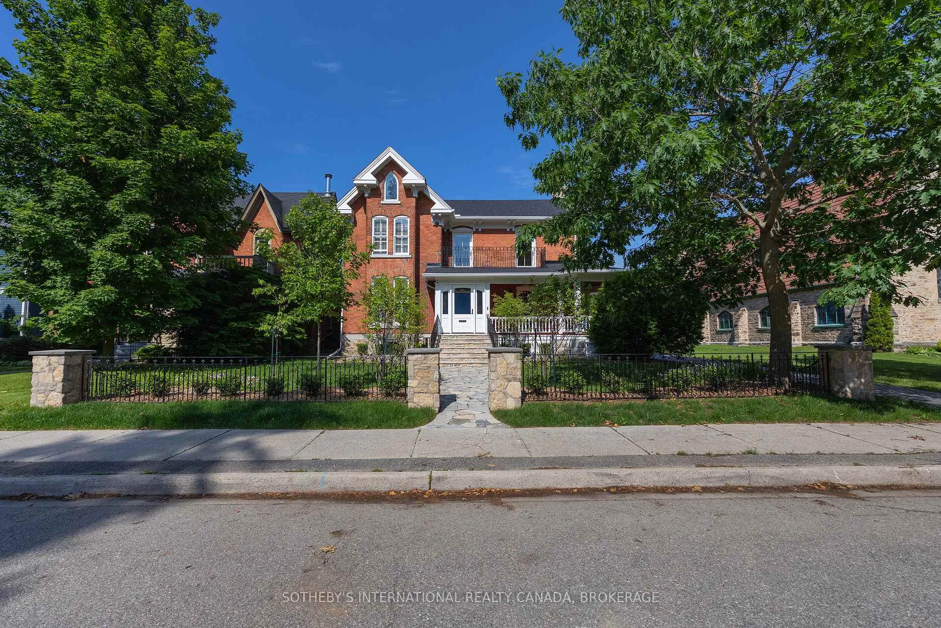 Photo 7 of 40 Church Street, Gananoque, Gananoque — HOMEH