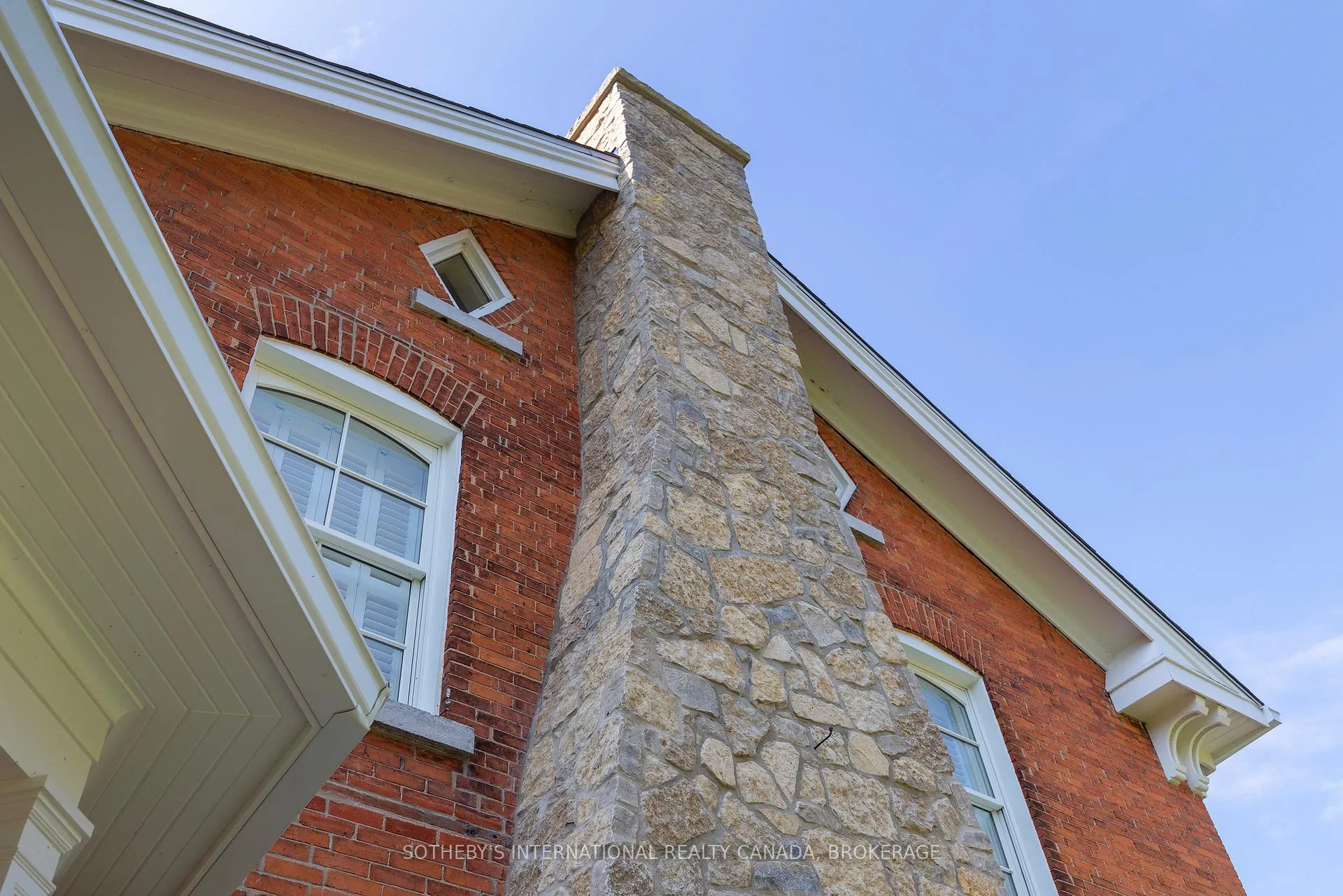 Photo 11 of 40 Church Street, Gananoque, Gananoque — HOMEH