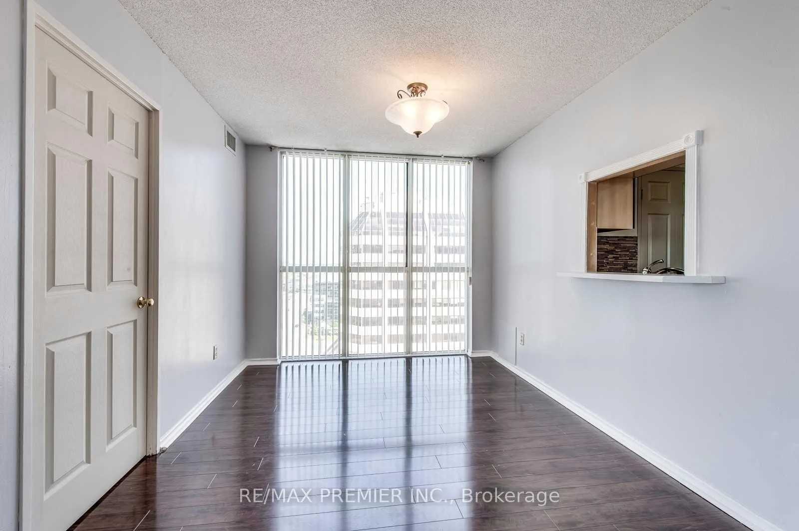 Photo 10 of Unit 1809, 285 Enfield Place, Mississauga, City Centre — HOMEH