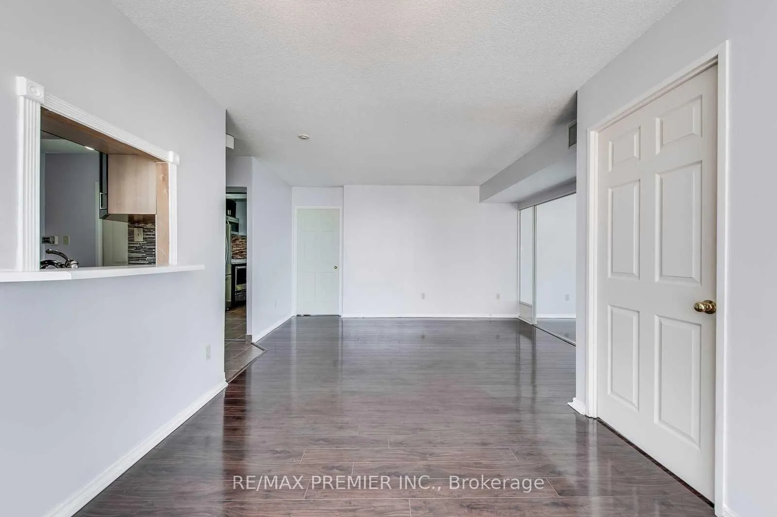 Photo 12 of Unit 1809, 285 Enfield Place, Mississauga, City Centre — HOMEH