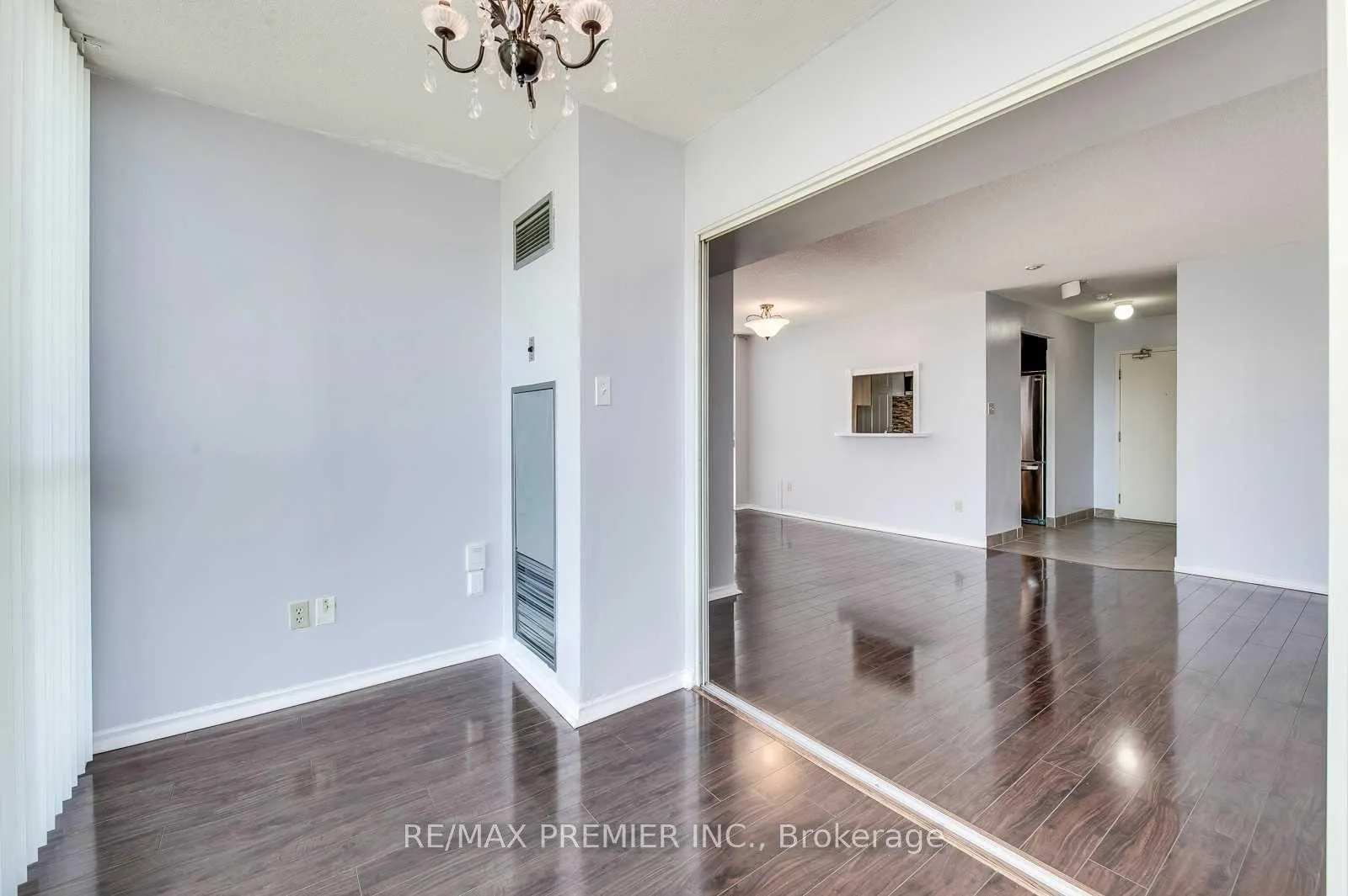 Photo 14 of Unit 1809, 285 Enfield Place, Mississauga, City Centre — HOMEH