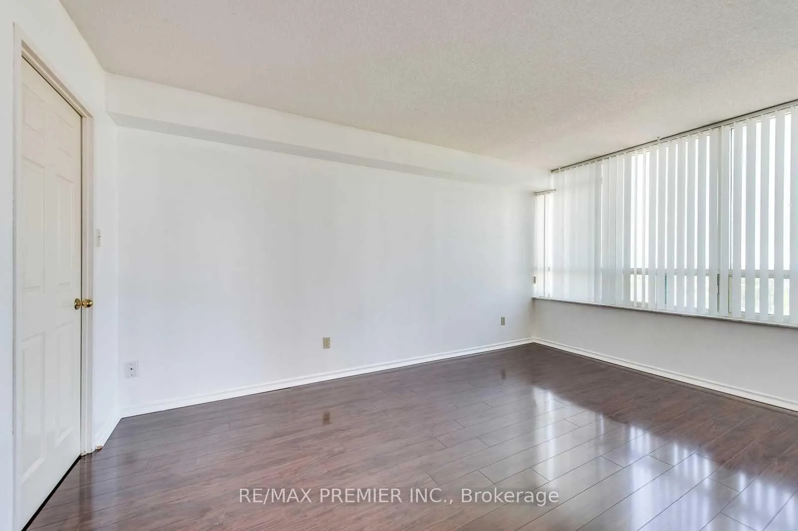 Photo 22 of Unit 1809, 285 Enfield Place, Mississauga, City Centre — HOMEH