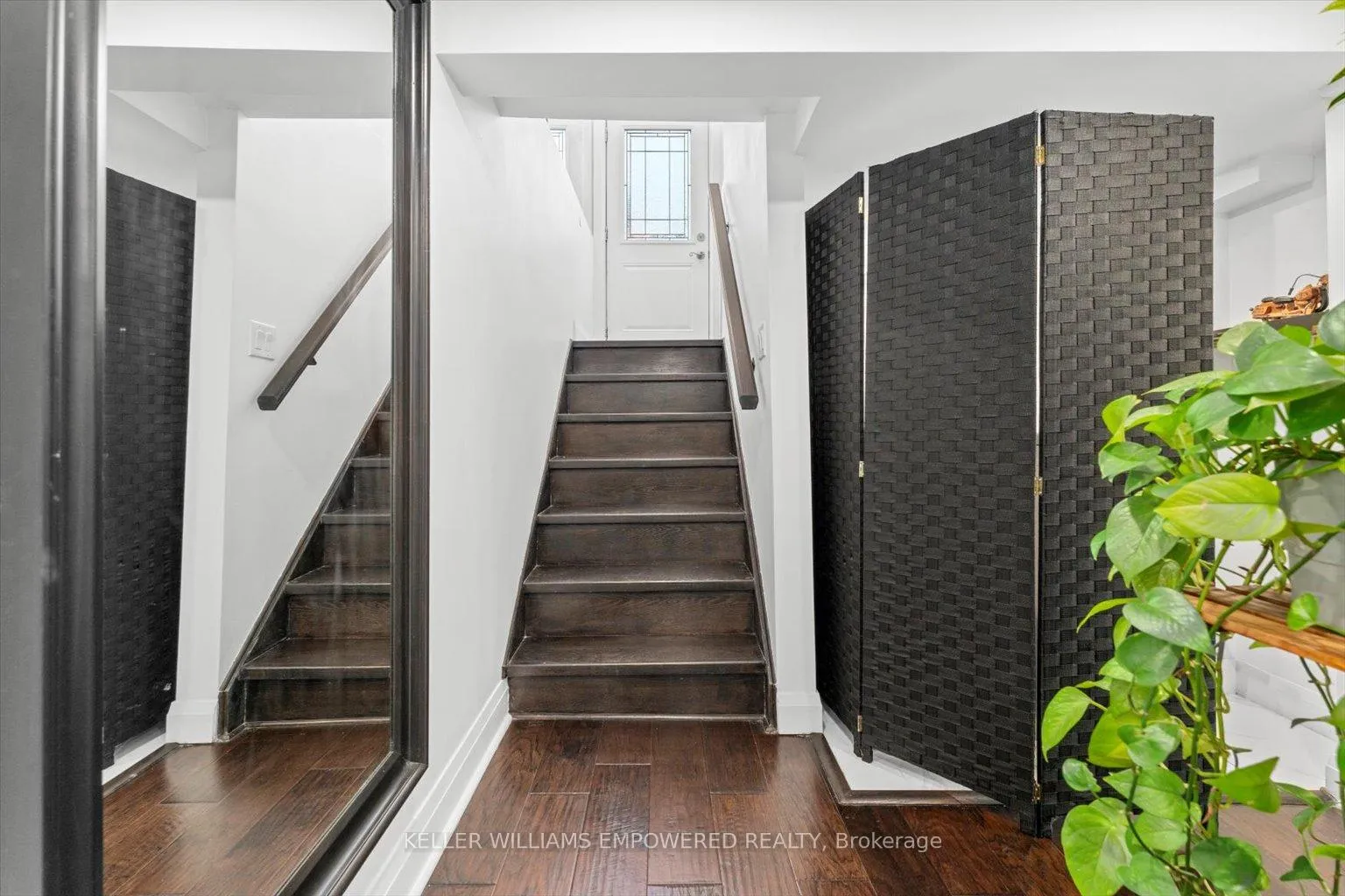 Photo 5 of Unit Lower 1, 65 Murray Drive, Aurora, Aurora Highlands — HOMEH