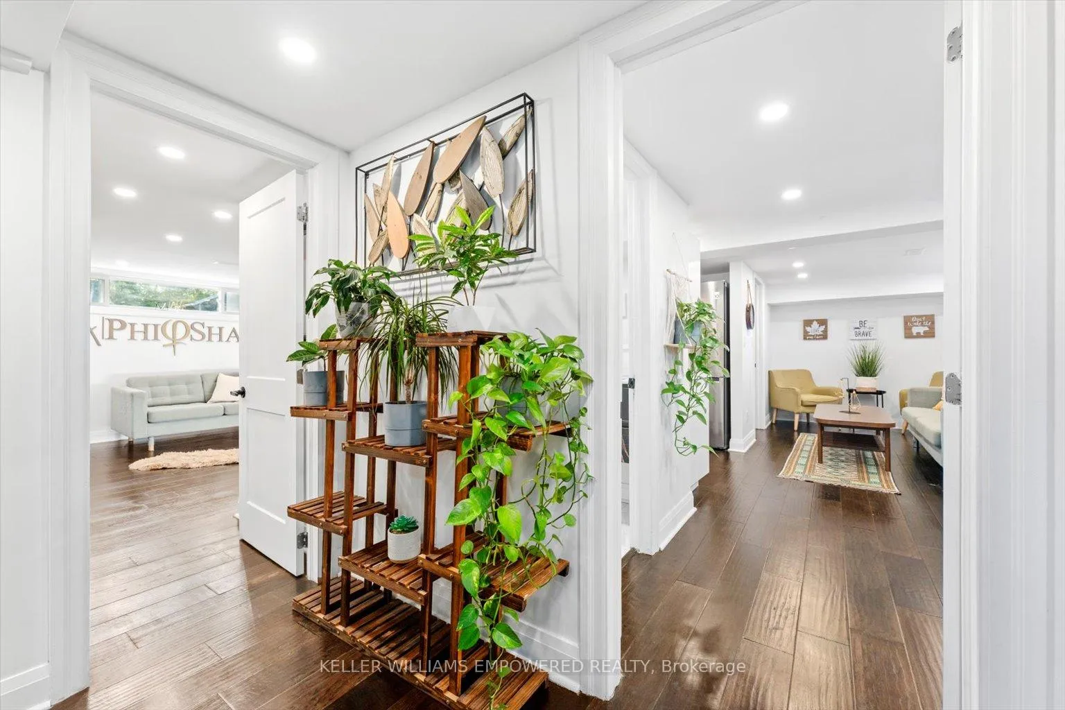 Photo 7 of Unit Lower 1, 65 Murray Drive, Aurora, Aurora Highlands — HOMEH