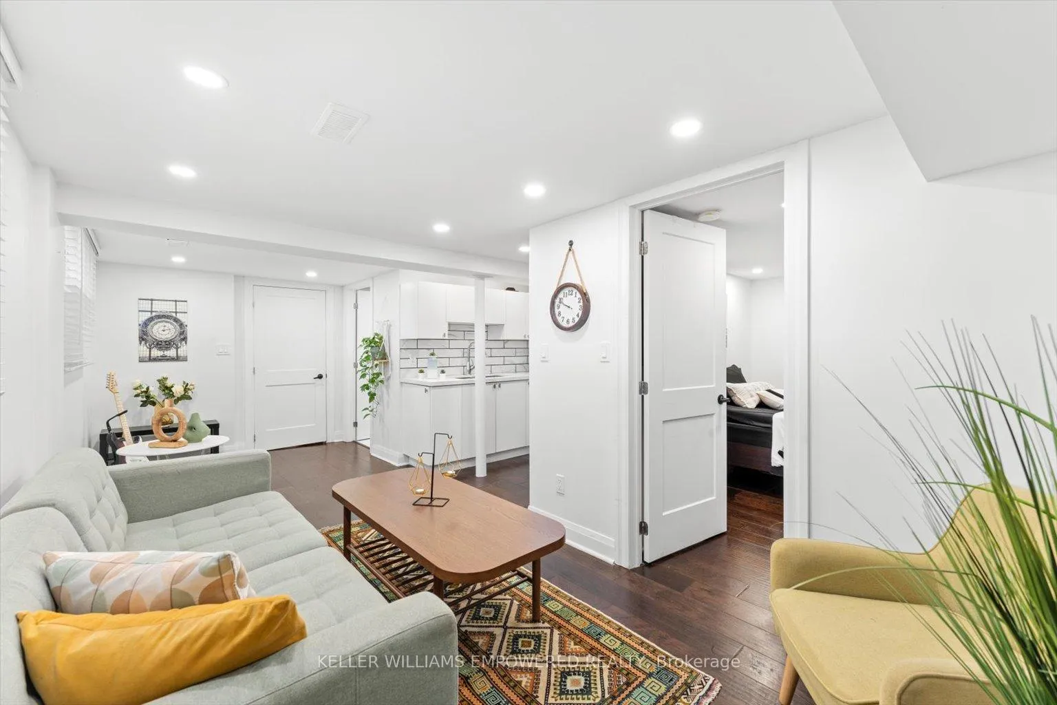 Photo 10 of Unit Lower 1, 65 Murray Drive, Aurora, Aurora Highlands — HOMEH