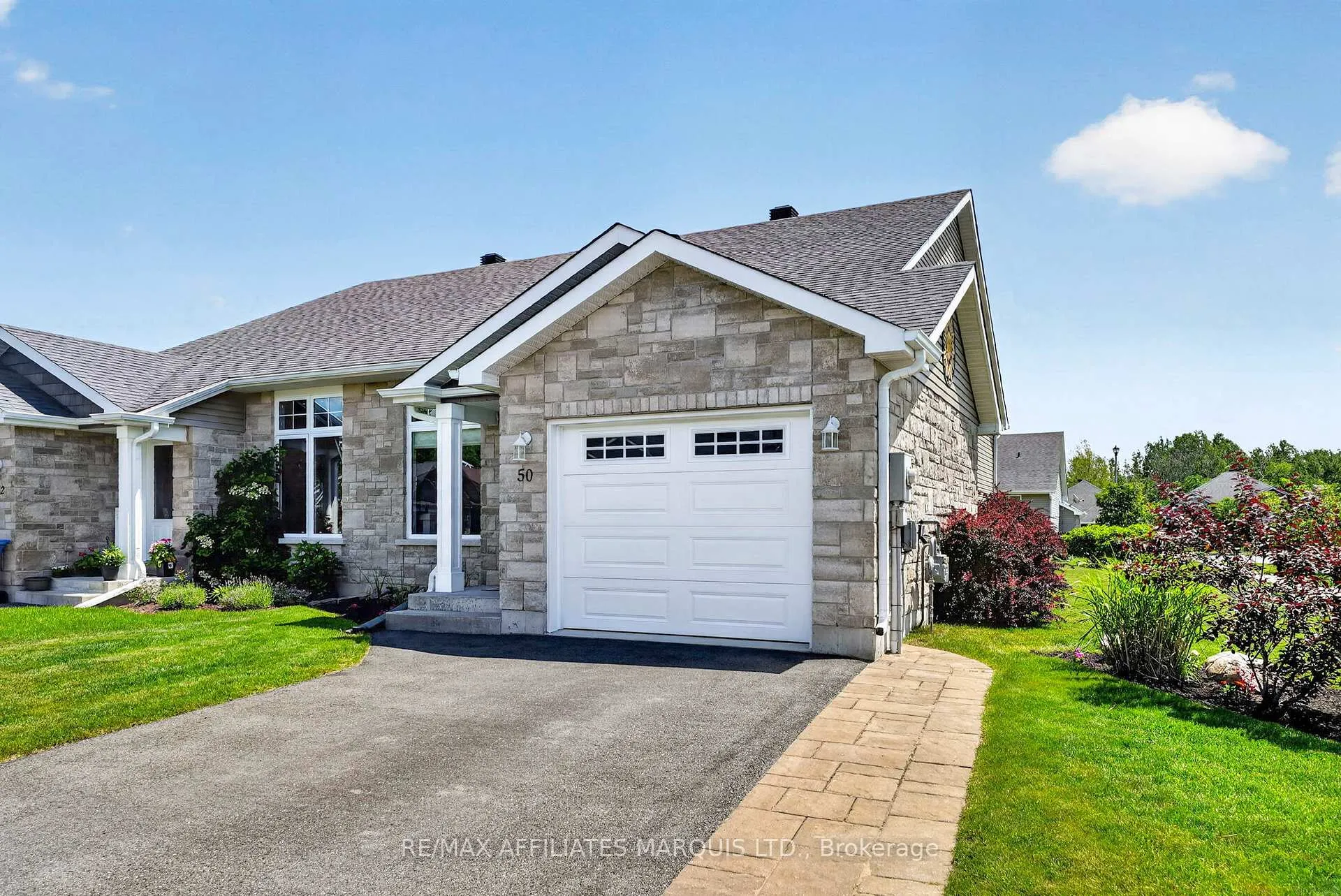 Photo 3 of 50 Cameron Crescent, Cornwall, Cornwall — HOMEH