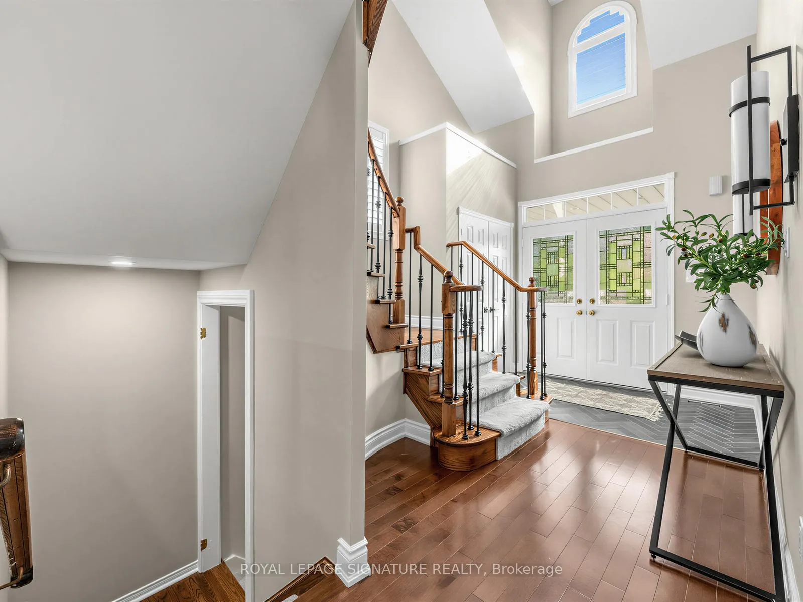 Photo 3 of 19 Havenwood Place, Whitby, Port Whitby — HOMEH