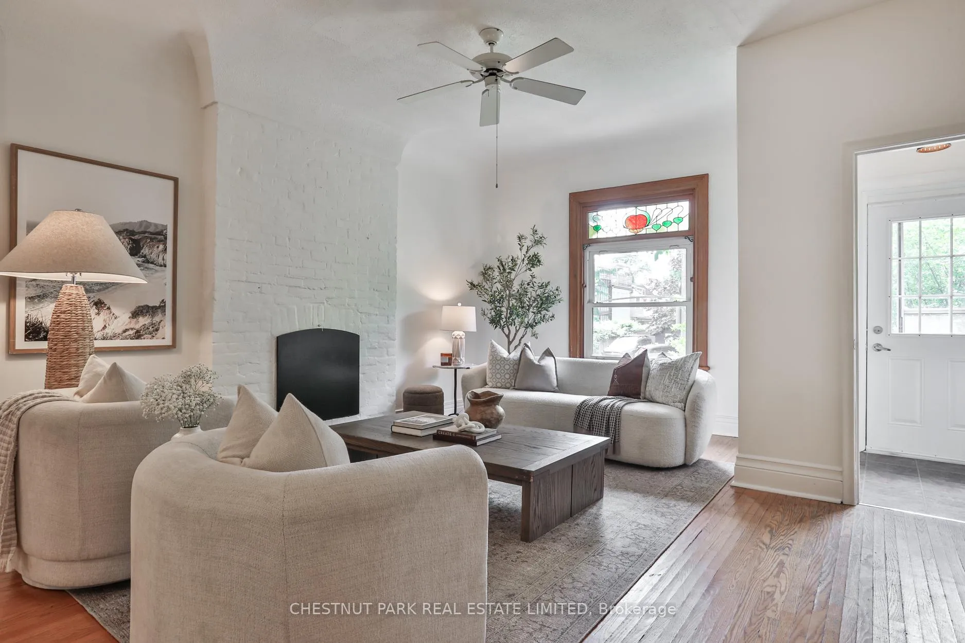 Photo 4 of 130 Wells Street, Toronto, The Annex — HOMEH