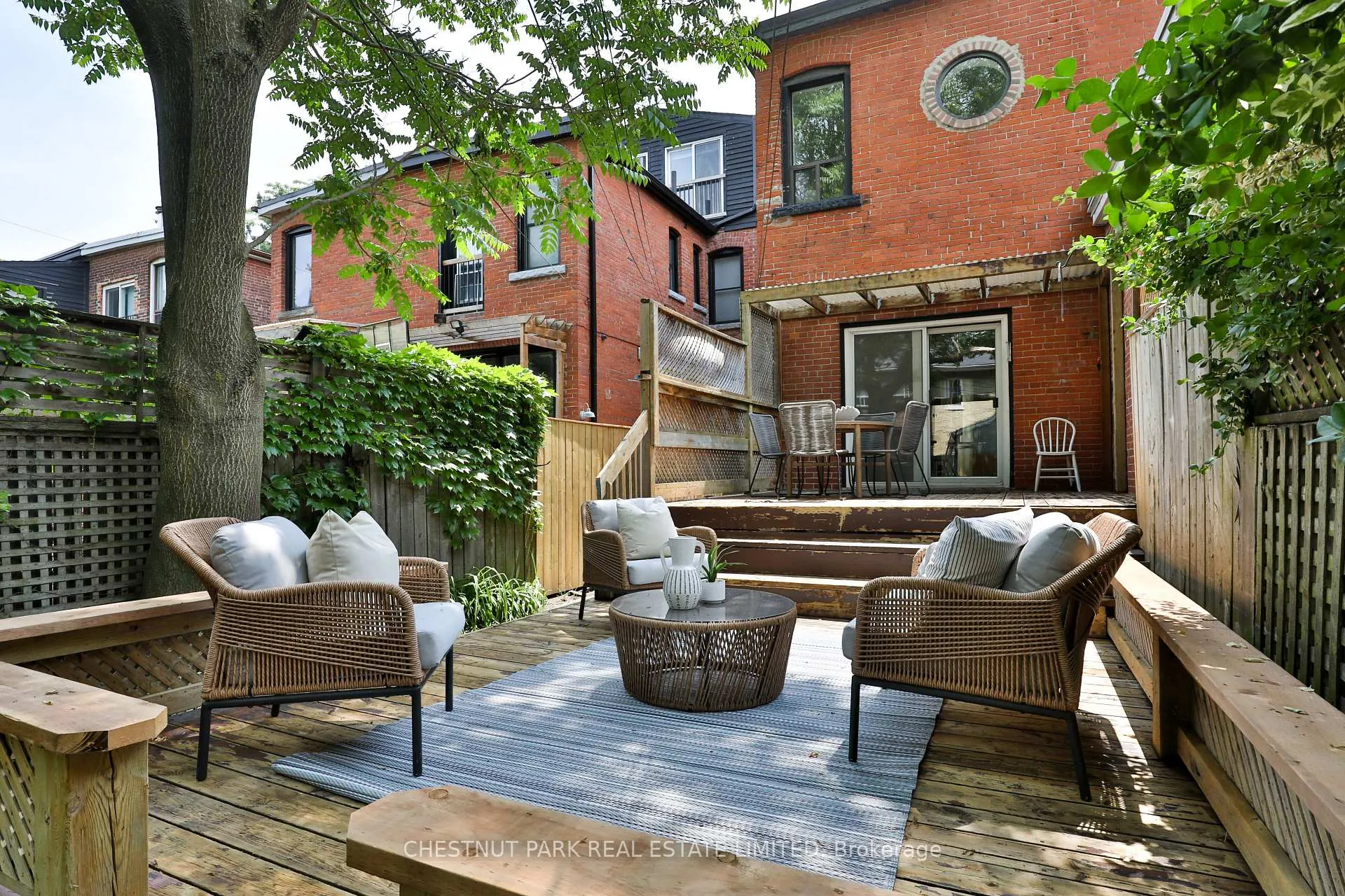 Photo 35 of 130 Wells Street, Toronto, The Annex — HOMEH