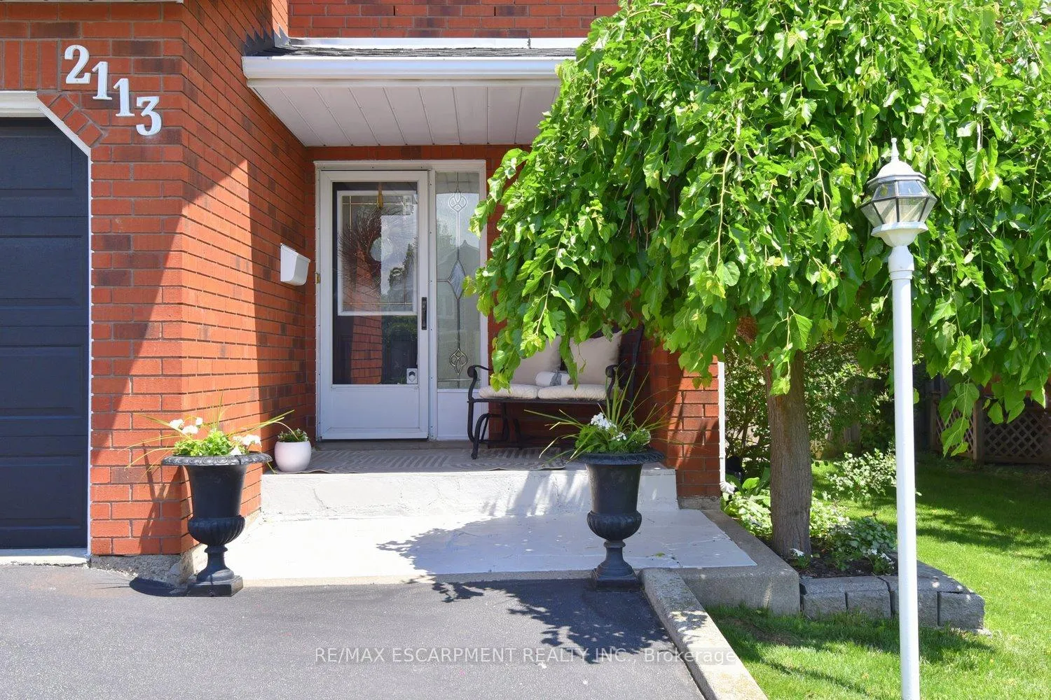 Photo 4 of 2113 Chrisdon Road, Burlington, Headon — HOMEH