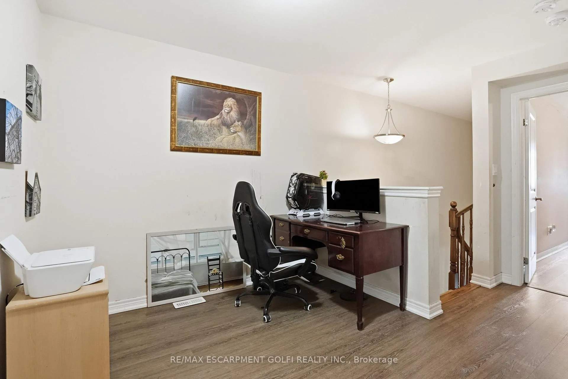 Photo 12 of 584 Julia Drive, Welland, Coyle Creek — HOMEH