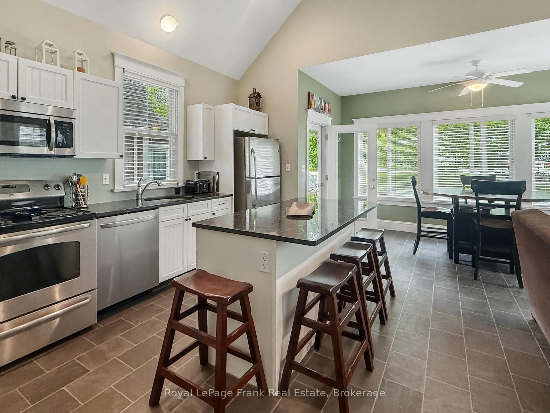 Photo 11 of Unit 130, 4 Chipmunk Lane, Prince Edward County, Athol Ward — HOMEH