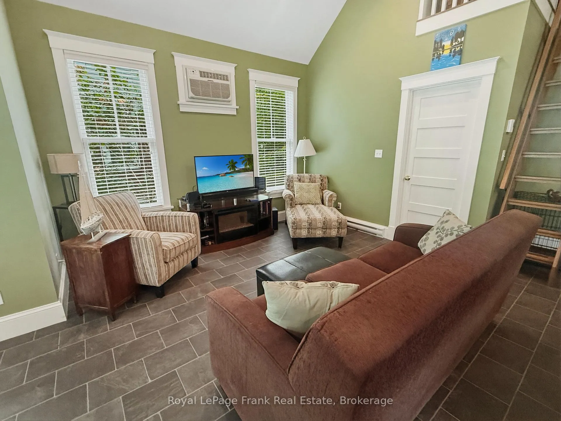 Photo 12 of Unit 130, 4 Chipmunk Lane, Prince Edward County, Athol Ward — HOMEH