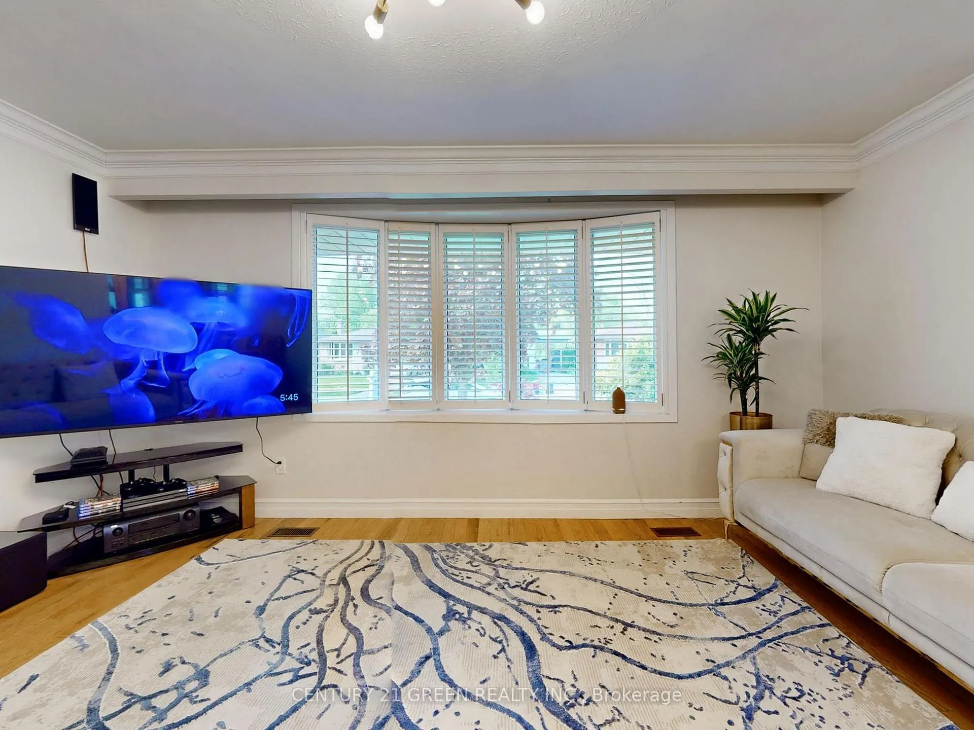 Photo 4 of 591 Dogwood Lane, Waterloo, Lakeshore Village — HOMEH