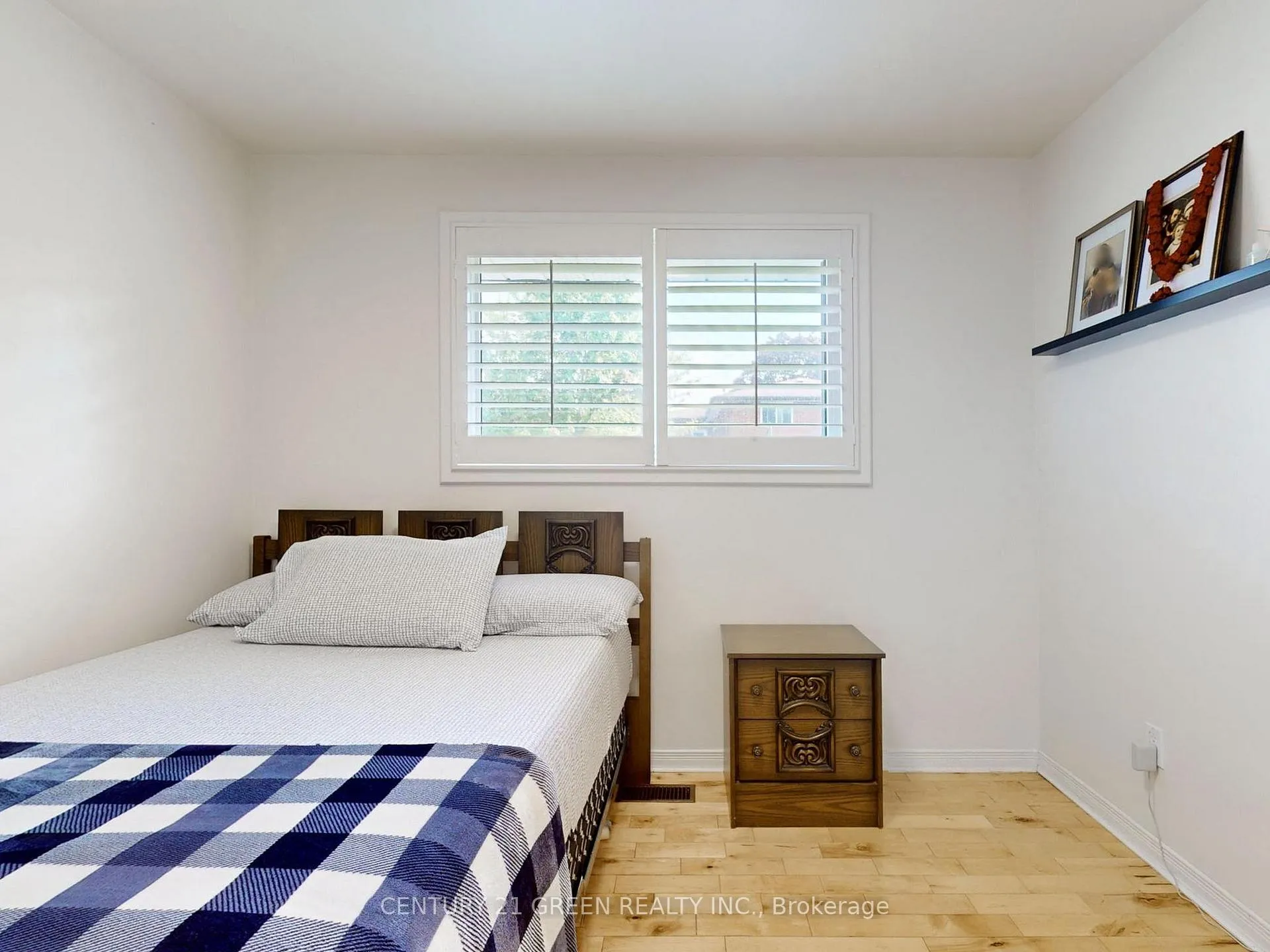 Photo 16 of 591 Dogwood Lane, Waterloo, Lakeshore Village — HOMEH